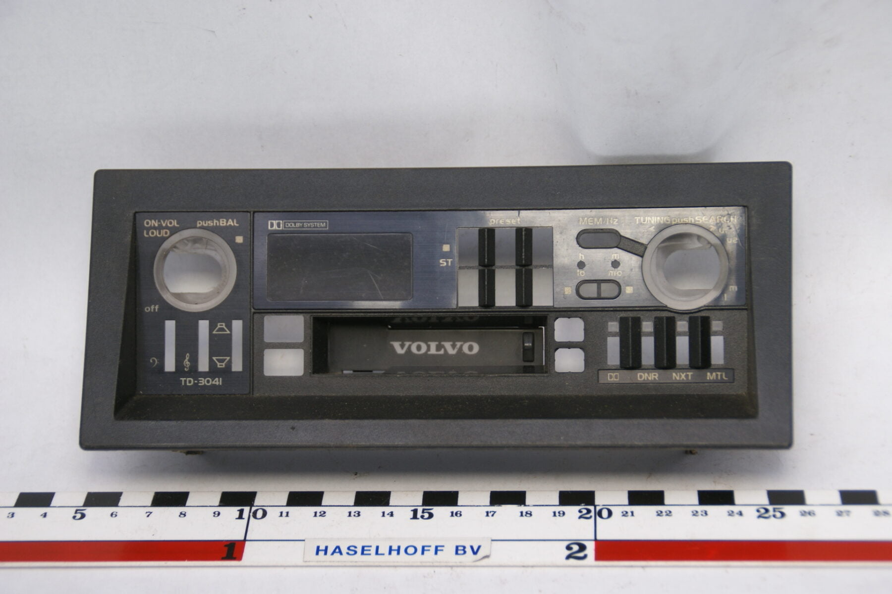 Volvo dolby radio cassette 160421-4197-0