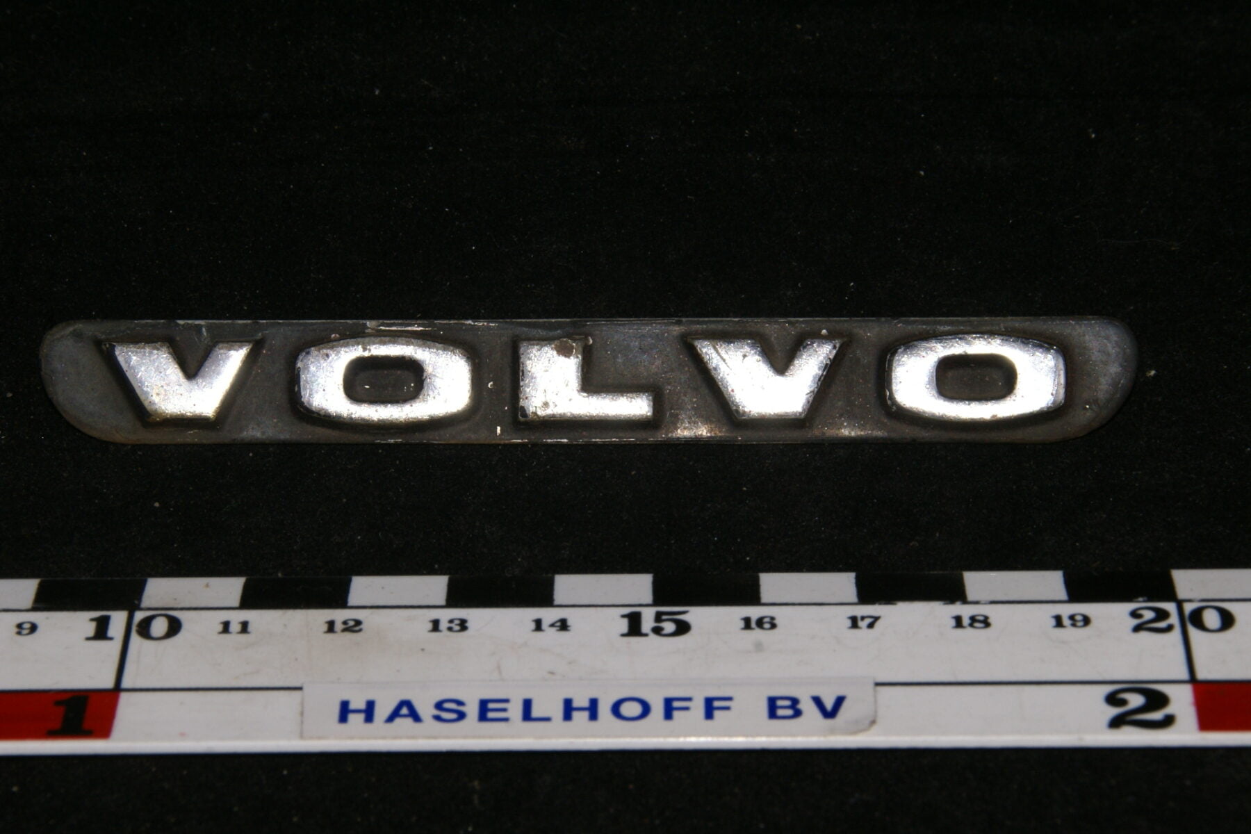 embleem Volvo koffergreep 141100-0331-0