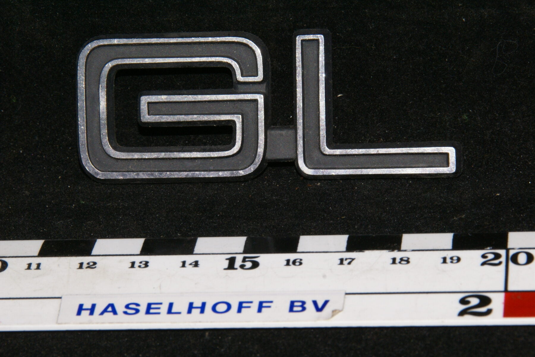 grille of achter embleem GLT 141100-0467-0