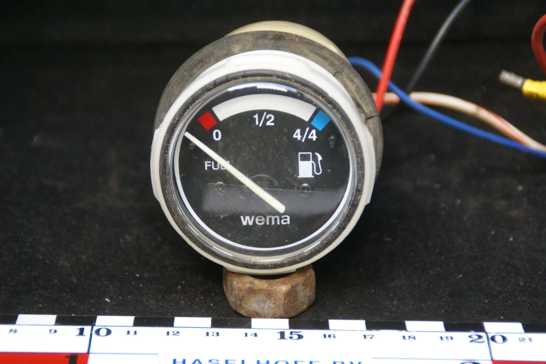 brandstofmeter met glas en chroomrand 160411-3977-0