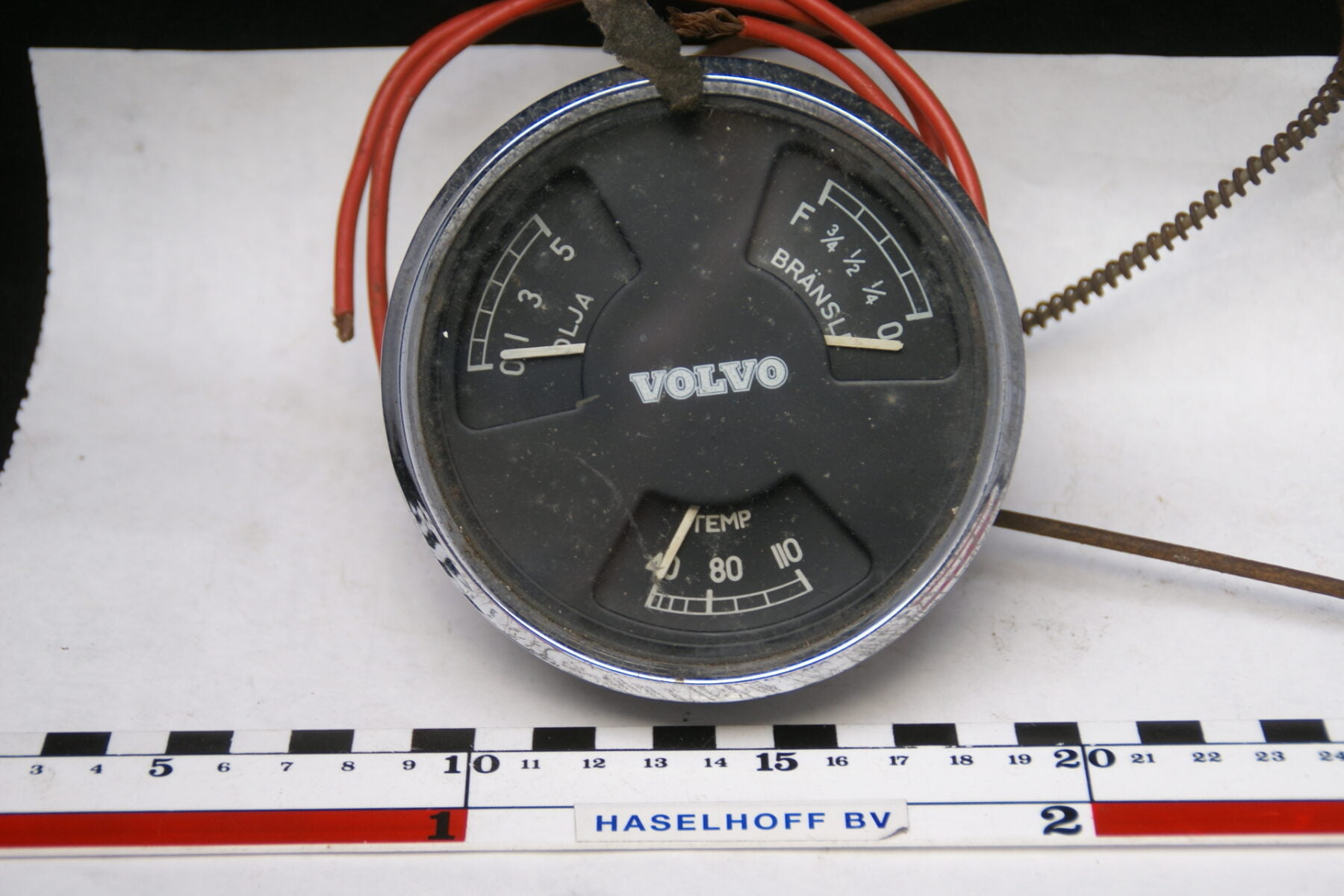 "VOLVO" instrument met oliedruk-, temperatuur- en brandstofmeter 160413-4013-0