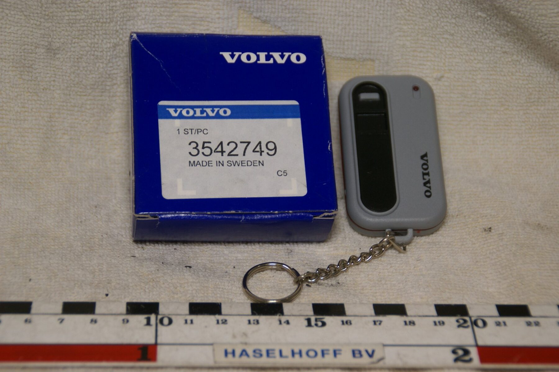 DSC09860 afstandsbediening Volvo NOS