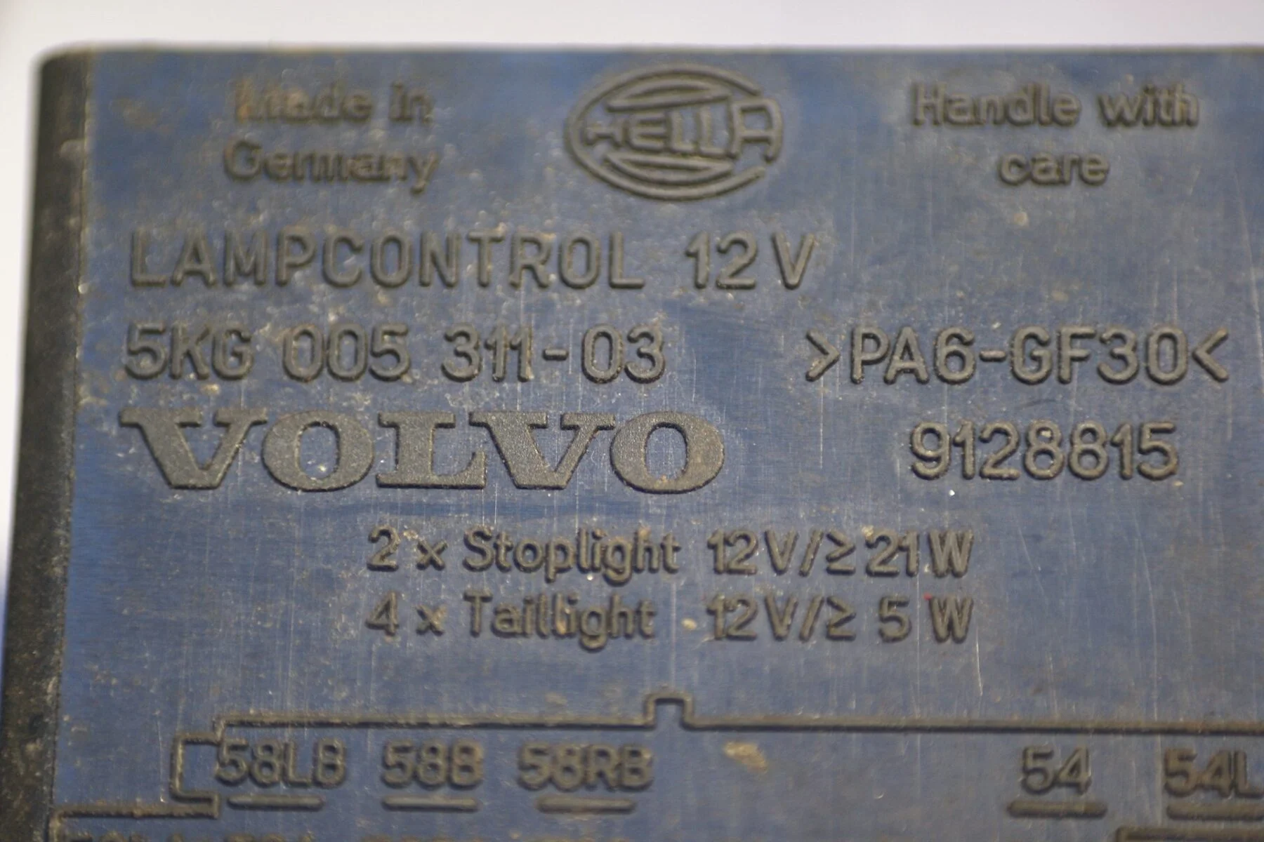 DSC00957 relais Volvo lampcontrol 9128815