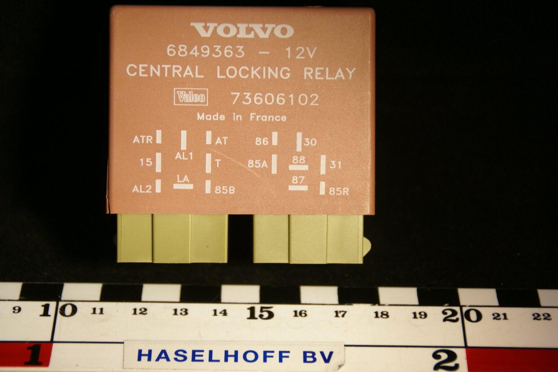 DSC00982 relais Volvo central locking 6849363 NOS