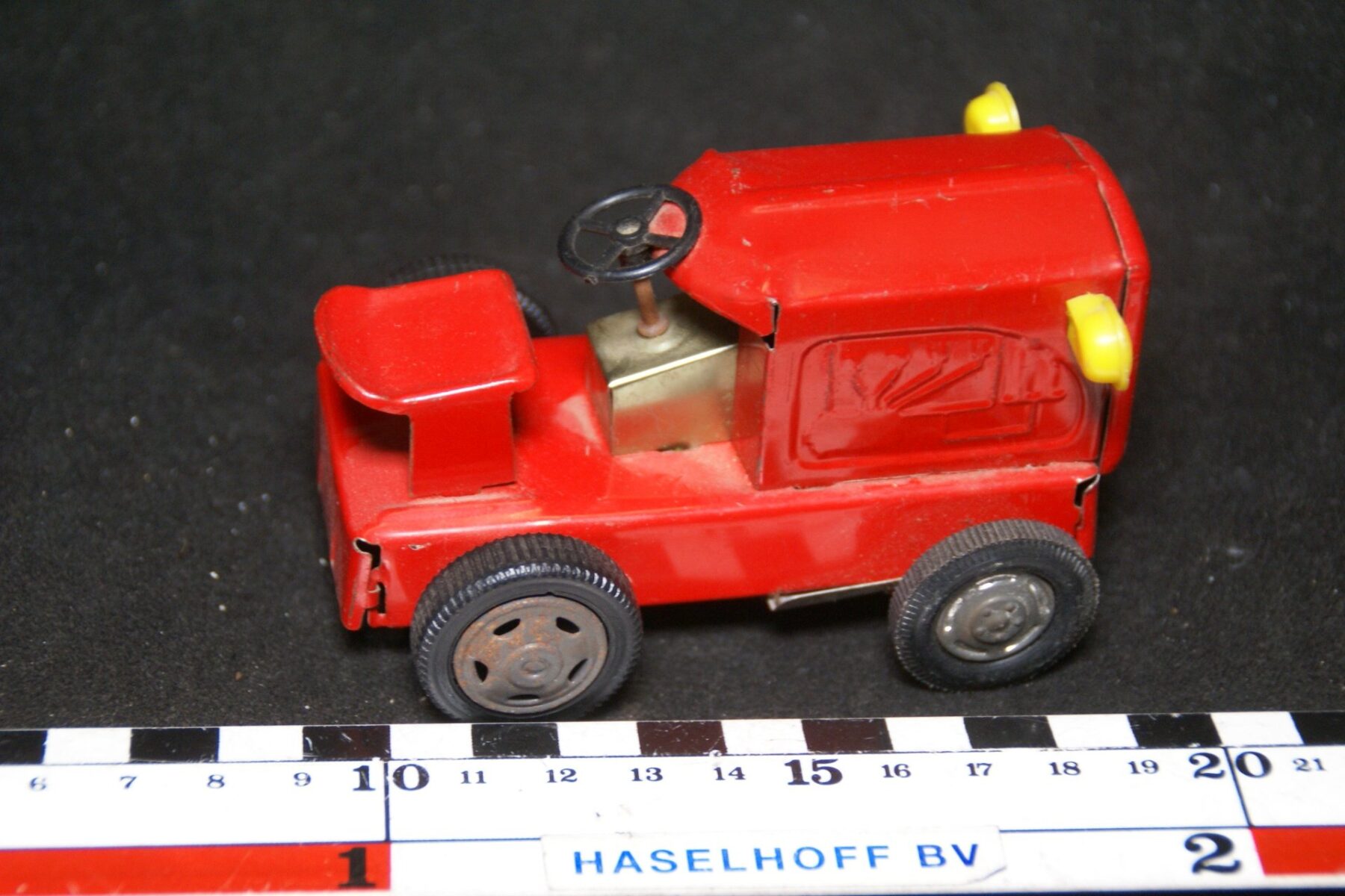 DSC08523 tractor blik rood mint