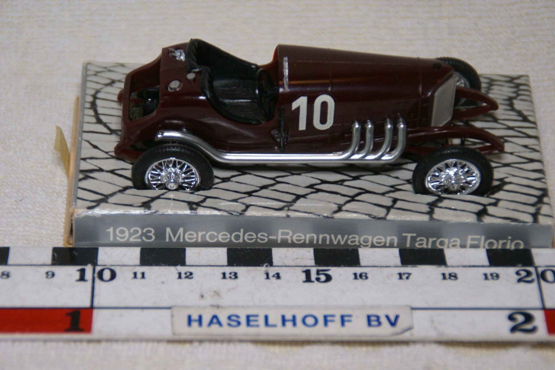 DSC08529 1923 Mercedes Targa Florio rood nr 10 1op43 Mercedes mint