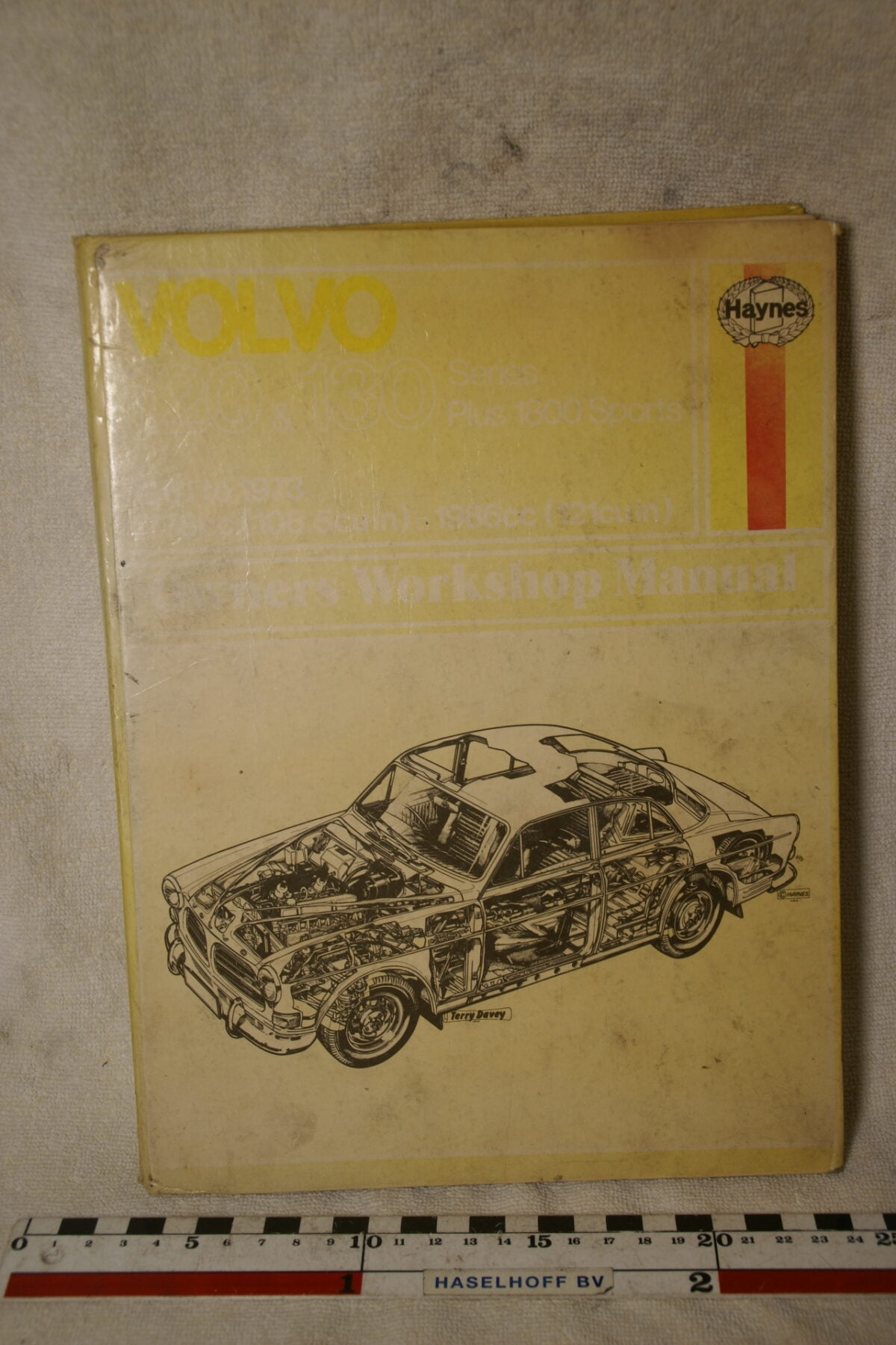 DSC00691 Volvo Amazon 1800 Haynes Manual Engels