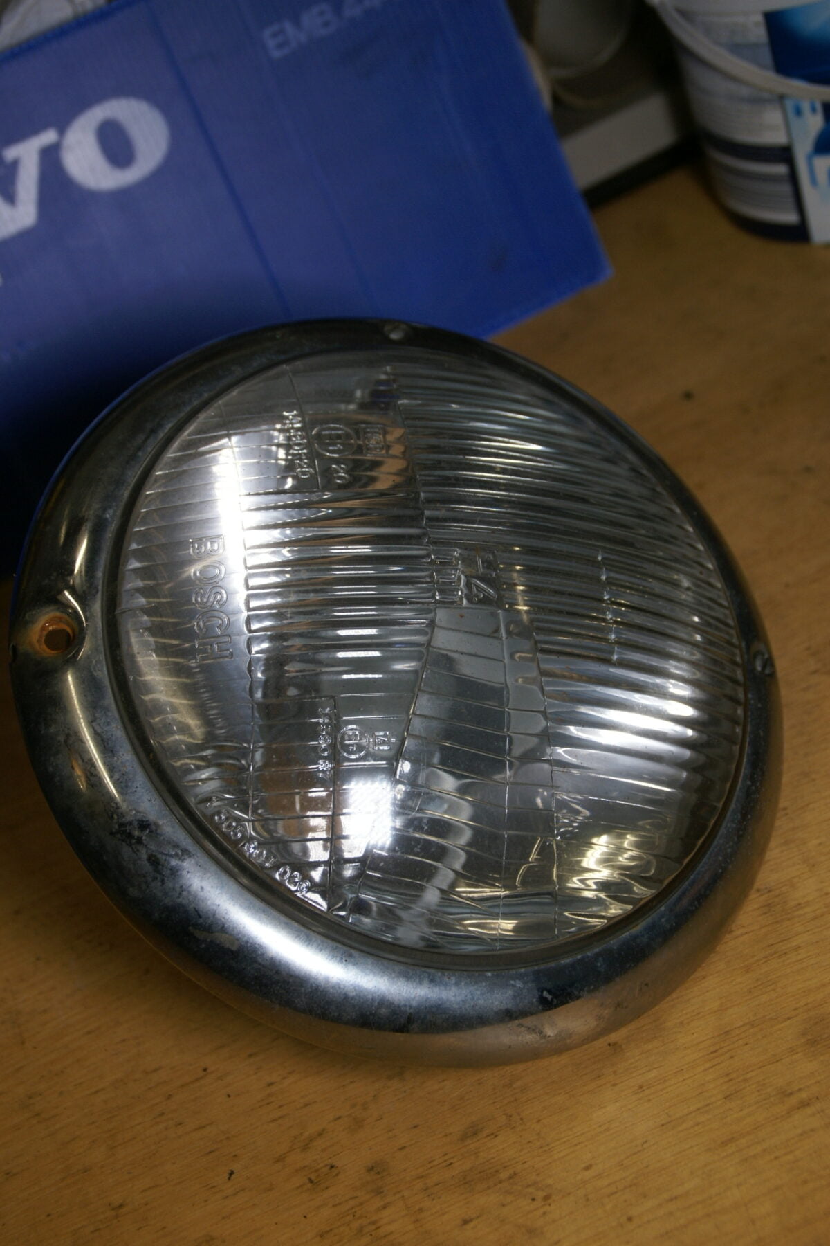 DSC00956 koplamp met pot Bosch 14590R20