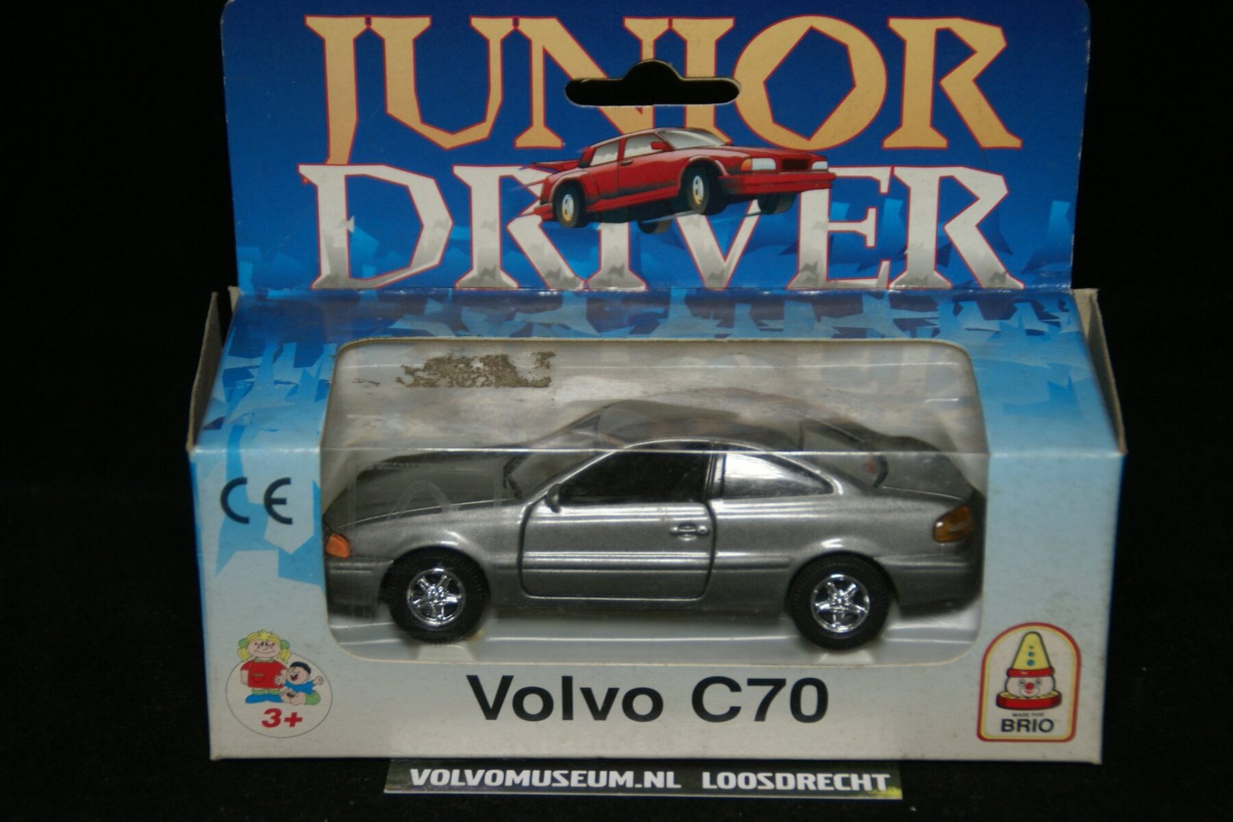 DSC02371 miniatuur Volvo C70 coupe grijsmet 1op43 Brio MB