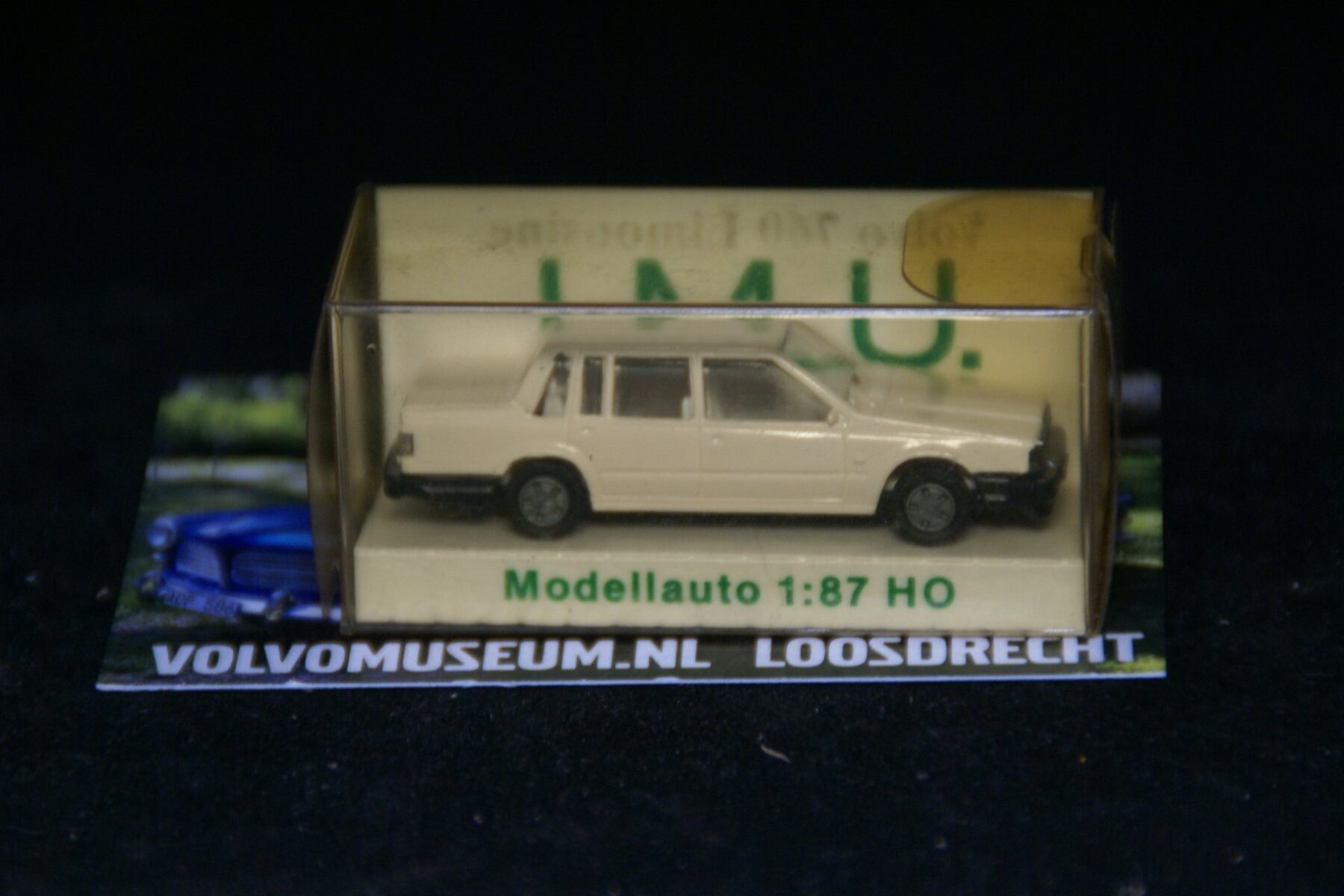 DSC03108  miniatuur Volvo 764 wit 1op87 IMU MB