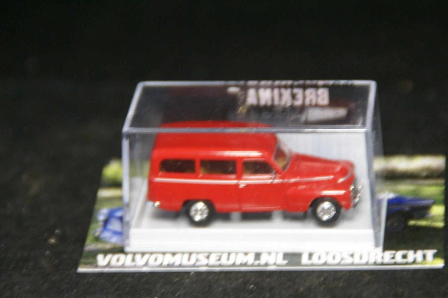 DSC03145 miniatuur Volvo 210 Duett rood 1op87 Brekina 29352 MB