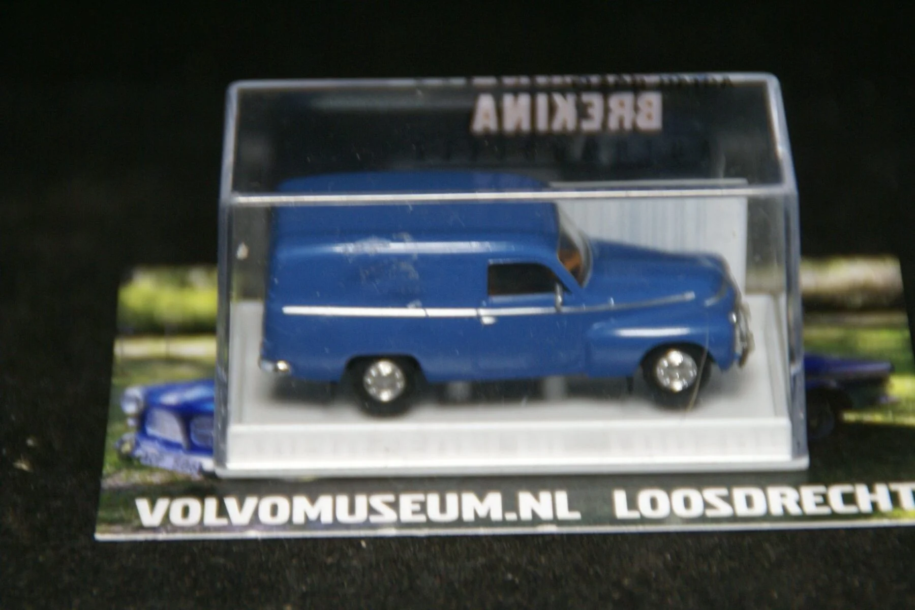 DSC03147 miniatuur Volvo 210 Duett van blauw 1op87 Brekina 29351 MB