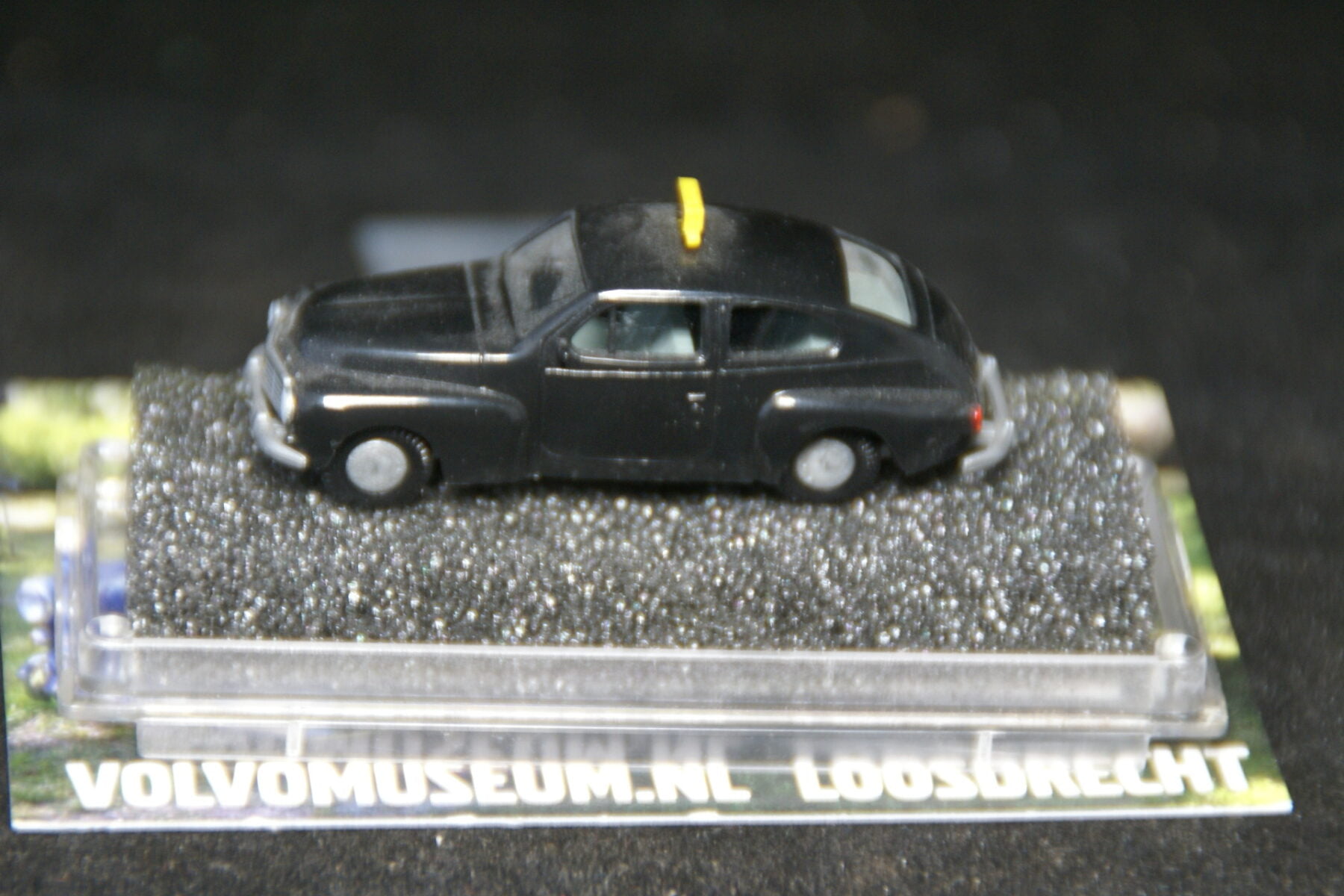 DSC03149 miniatuur Volvo 544 TAXI zwart 1op87 Praliné 83902 MB