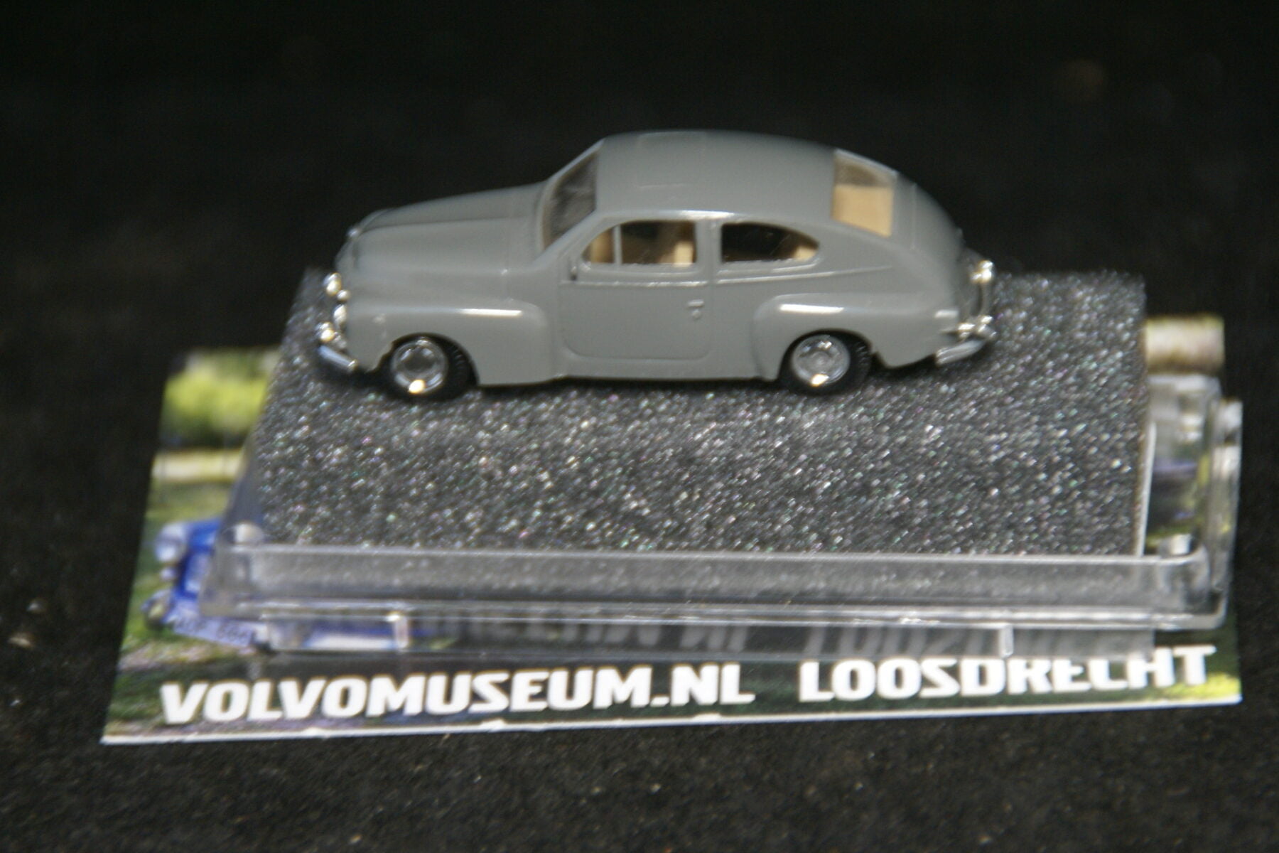 DSC03153 miniatuur Volvo 544 grijs 1op87 Praliné 83900 MB