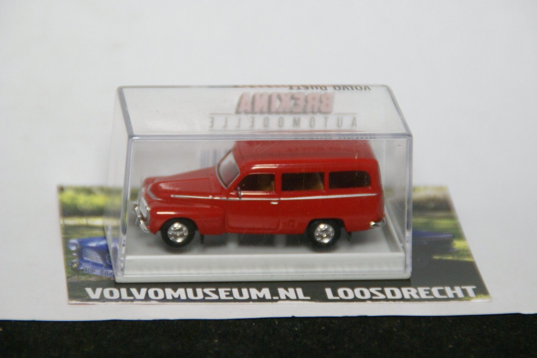 DSC03178 miniatuur Volvo Duett 210 rood 1op87 Brekina 29300 MB