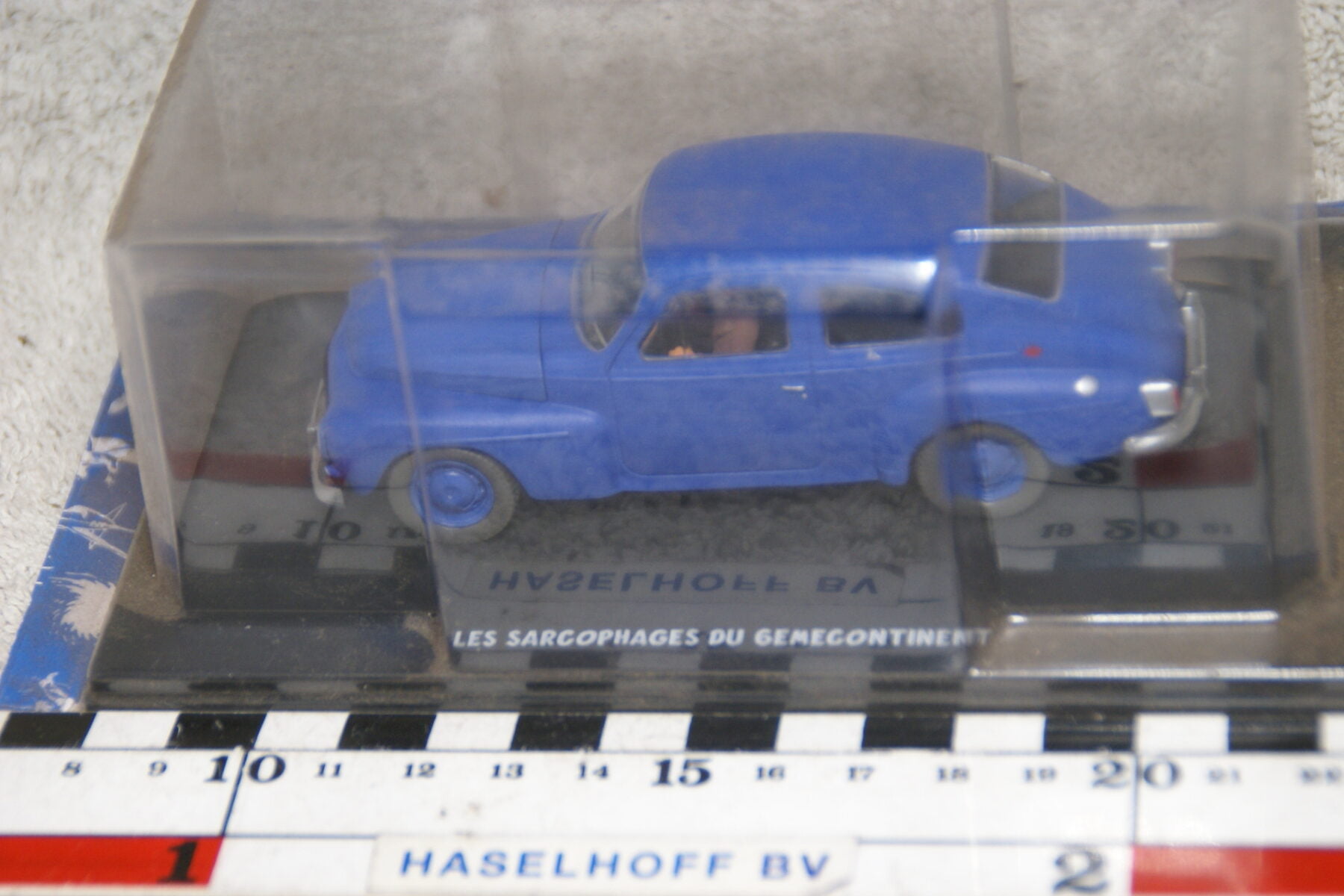 DSC07374 miniatuur Volvo 544 blauw Kuifje 1op43 MB