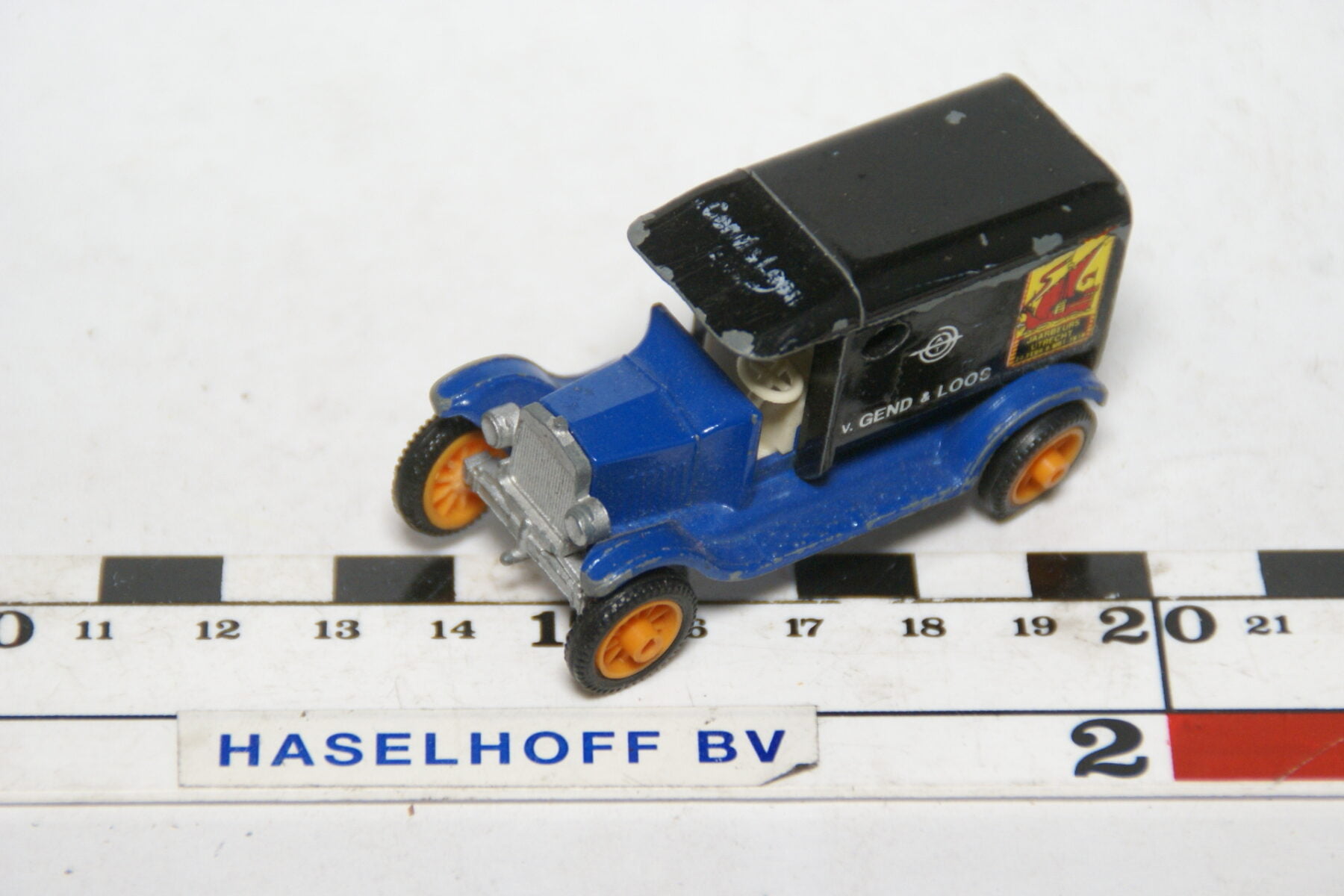 DSC07591 miniatuur 1919 T Ford blauw Van Gend en Loos ca 1op72 Efsi