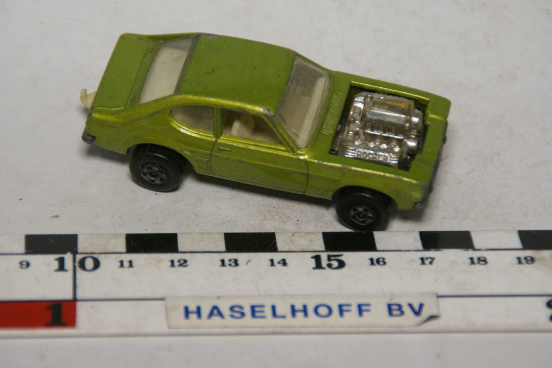 DSC07878 miniatuur 1975 Ford Capri groen ca 1op70 Matcbox nr 87