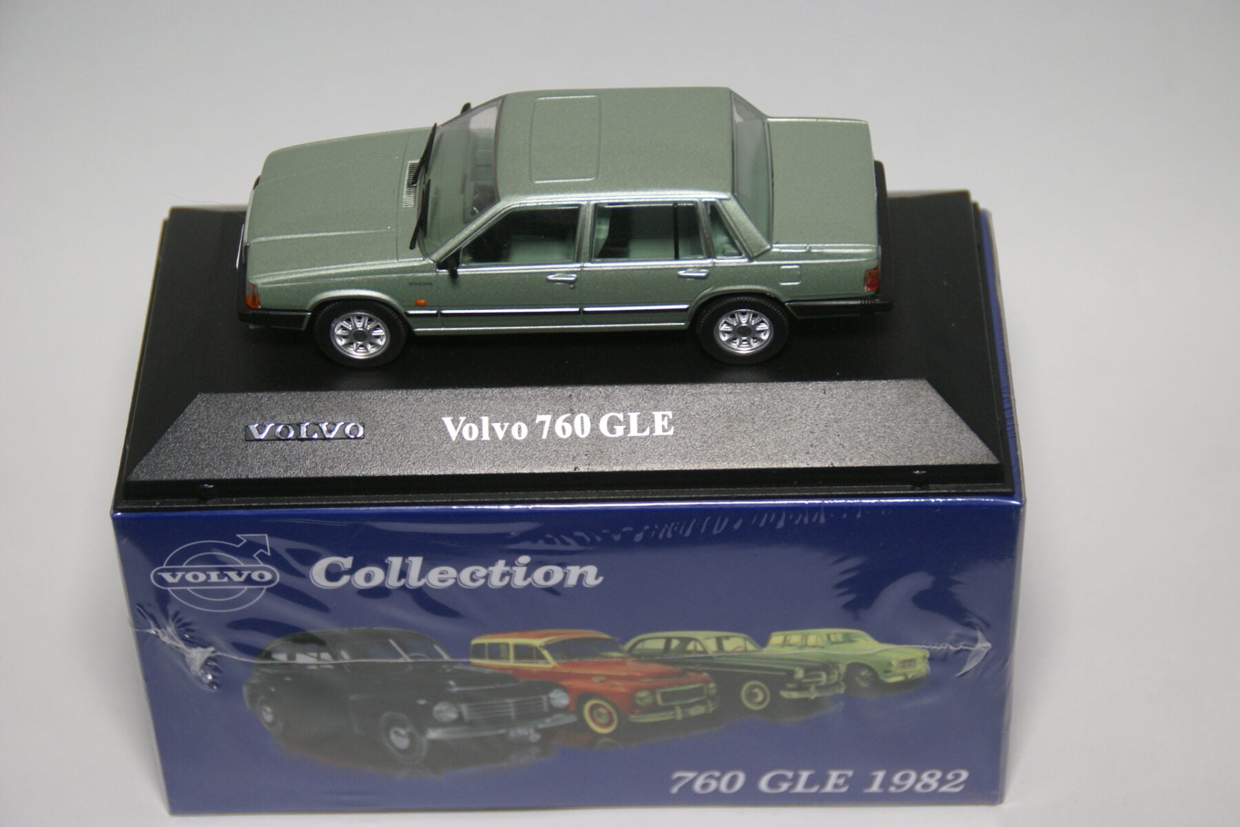 DSC01142 miniatuur Volvo 760 GLE groen m 1op43 Atlas 16 nieuw