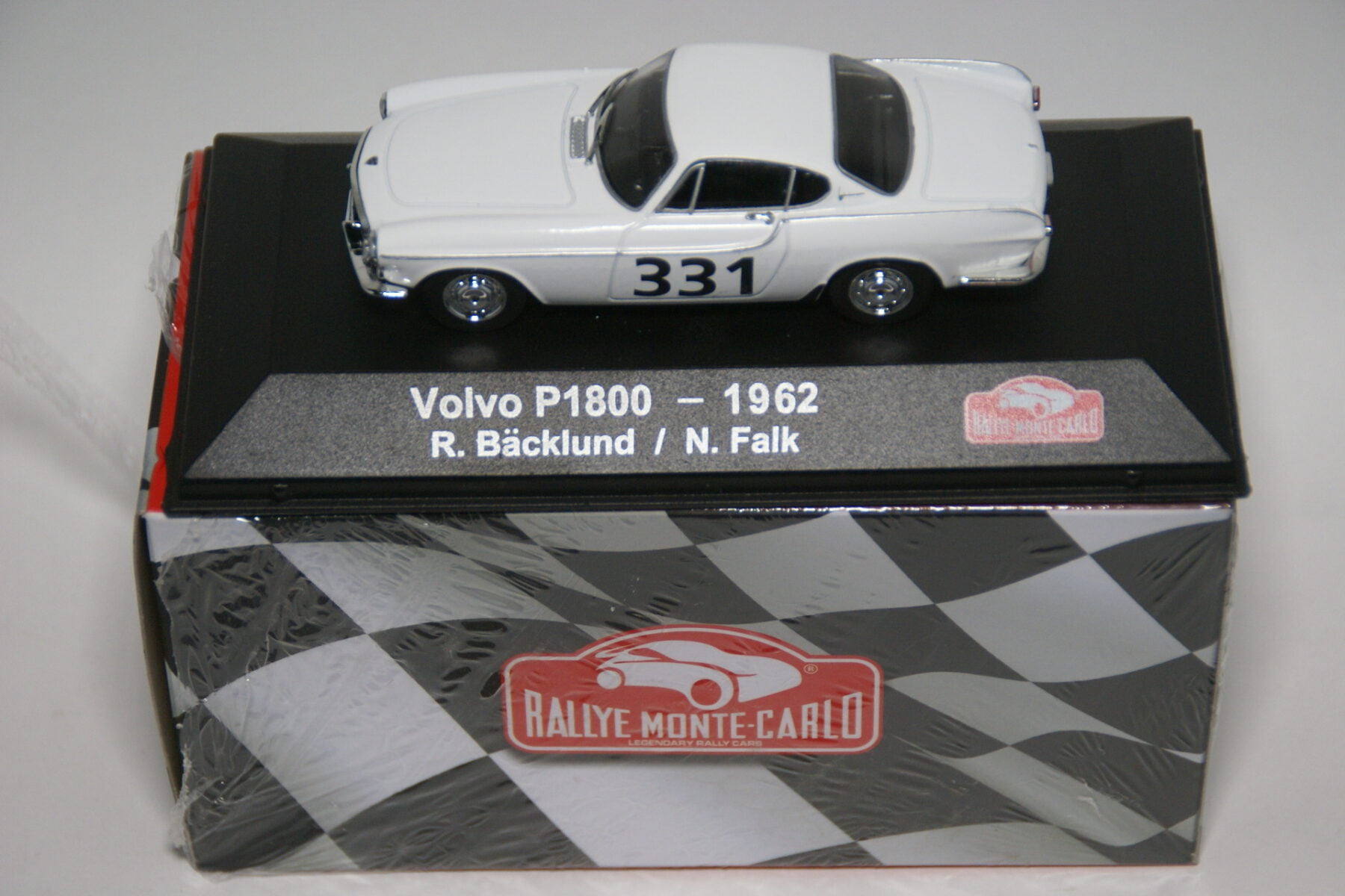DSC01180 miniatuur 1962 Volvo P1800S wit rally 1op43 Atlas 331 RDK24 nieuw