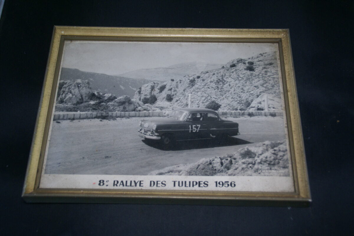 DSC01183 foto ingelijst Tulpenrally 1956 met Opel Rekord nr 157