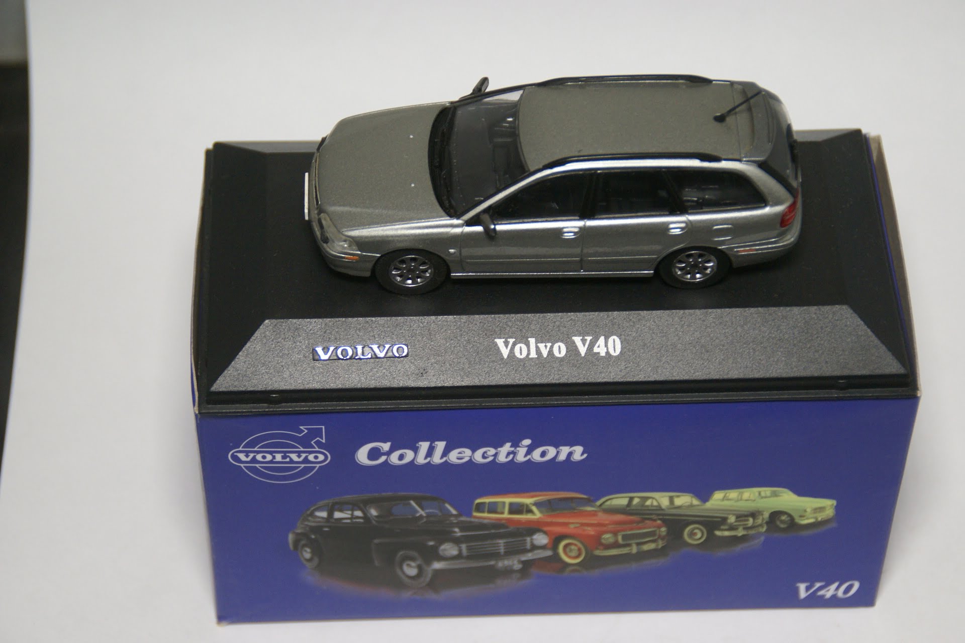 klem domein calorie miniatuur Volvo V40 grijs 1op43 Atlas 033 mint in doos > Zwedenparts.com
