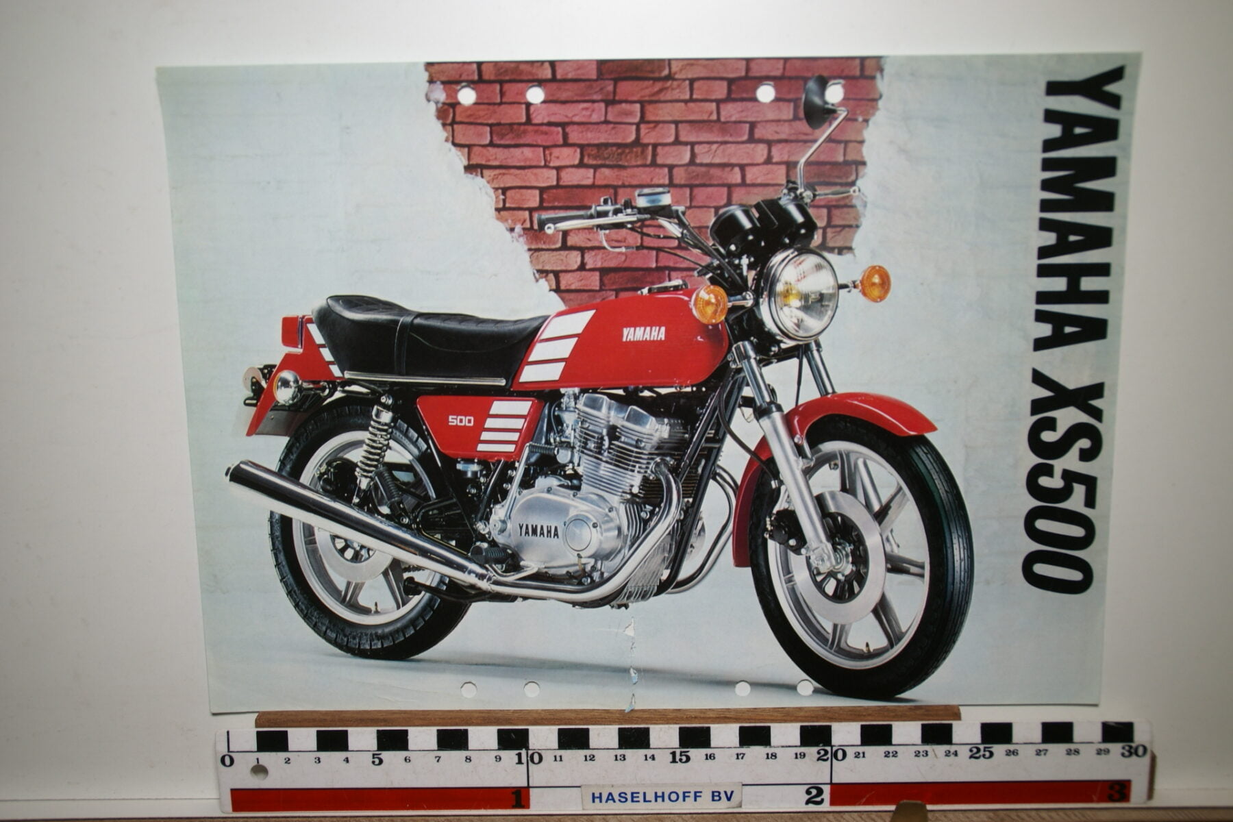 DSC02642 1977 brochure Yamaha XS500 3MC-0107014