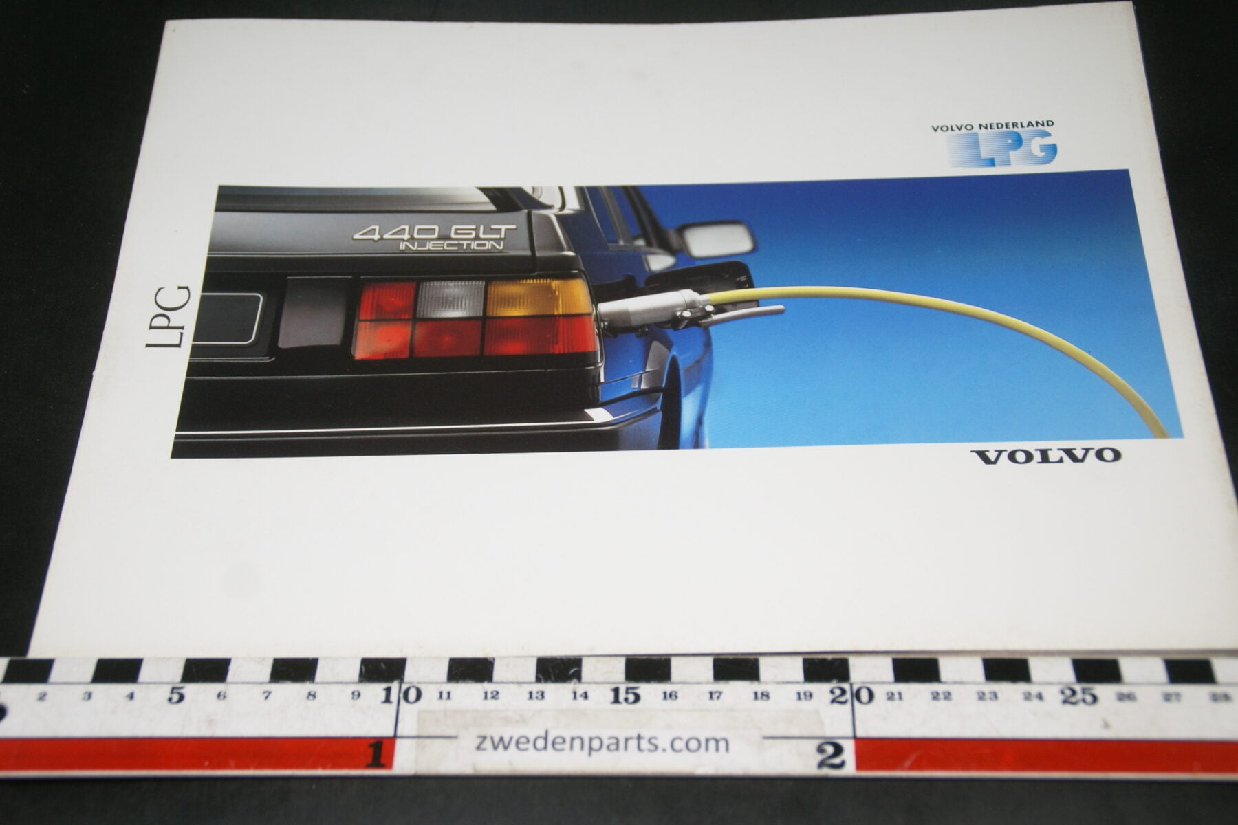 DSC03872 brochure Volvo LPG