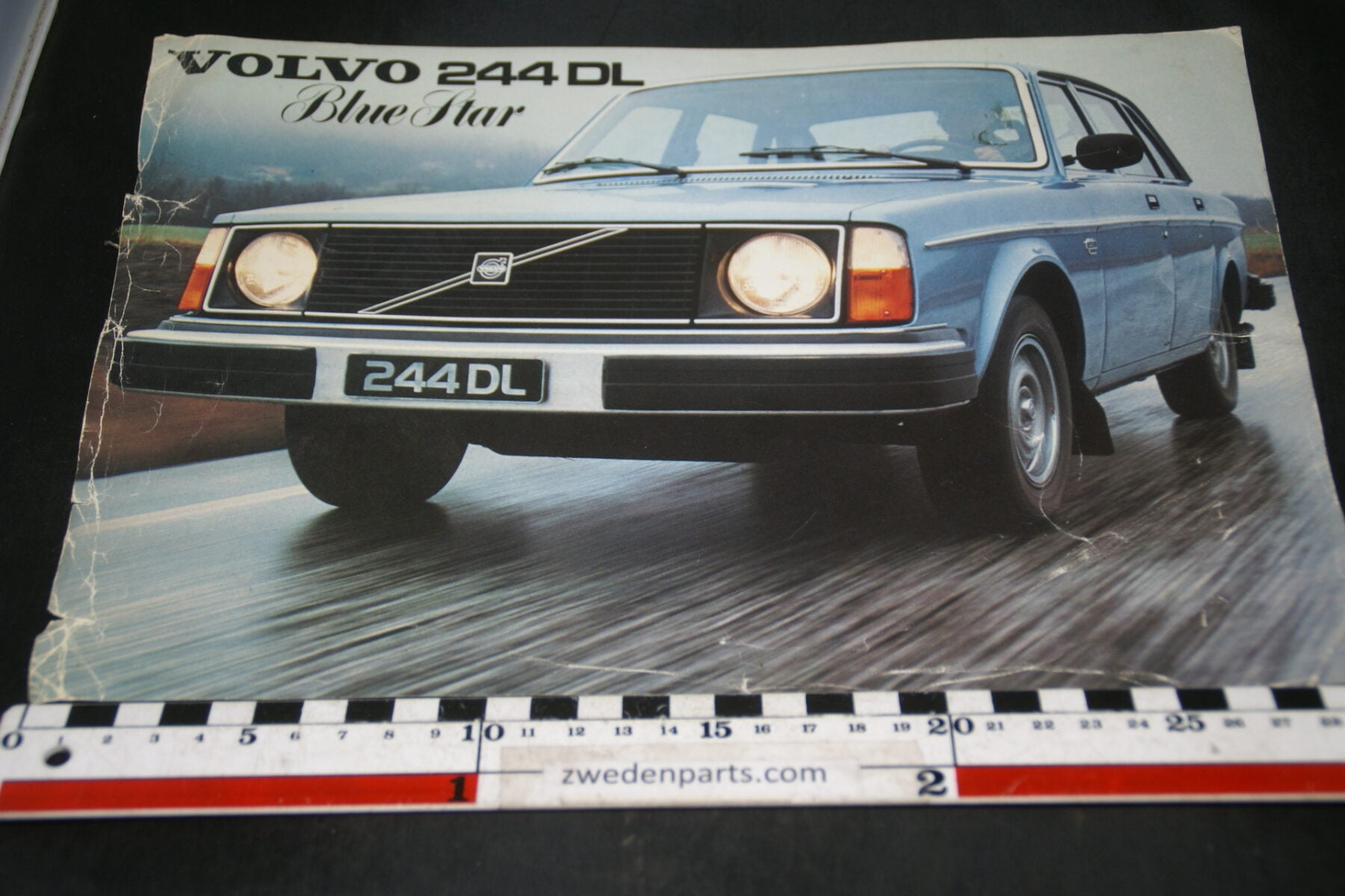 DSC03893 1978 brochure Volvo 244DL BlueStar RSPPV5699