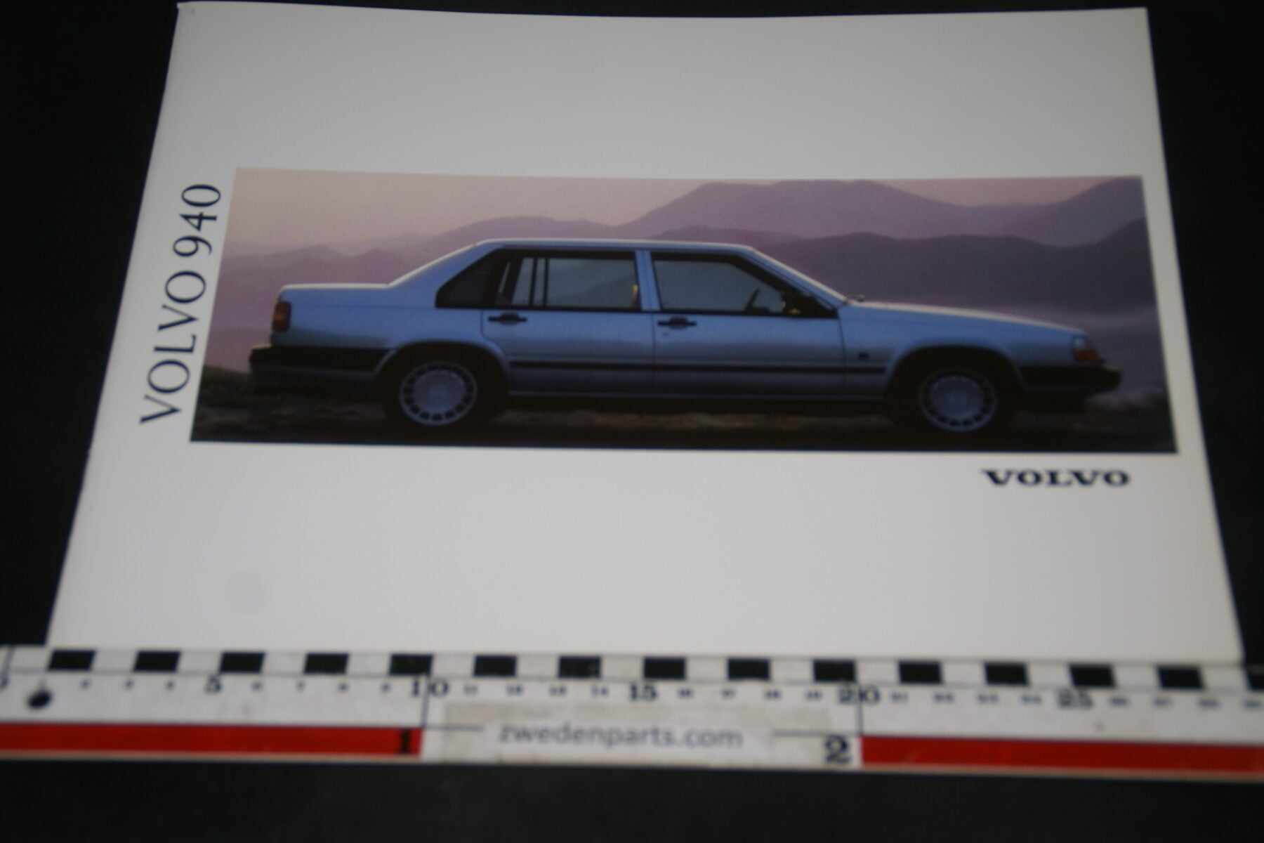 DSC03922 1991 brochure Volvo 940 MSPV4146