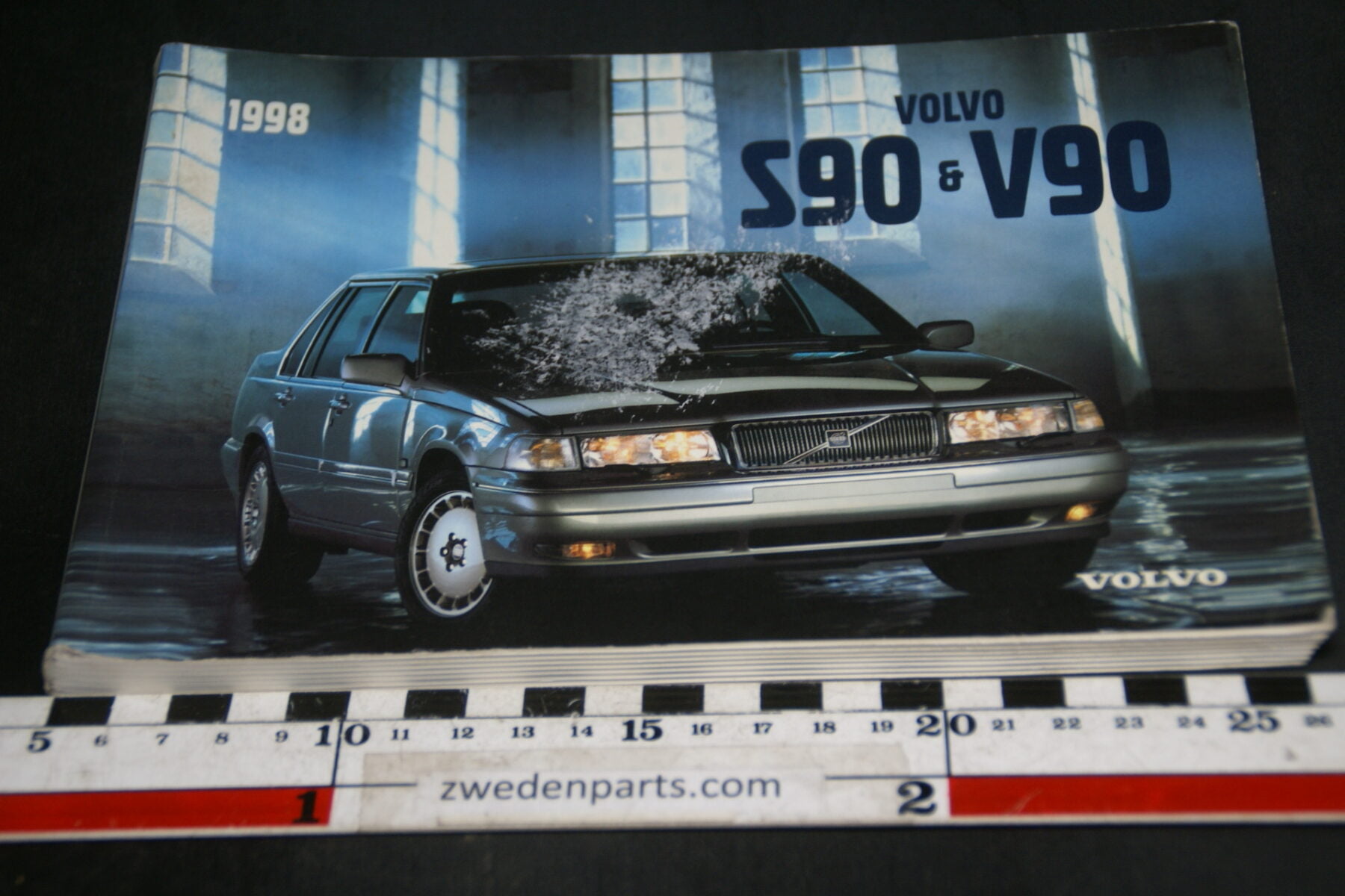 DSC03994 1997 instructieboekje Volvo S90 V90 1 van 1.800 TP4138 1 Deutsch