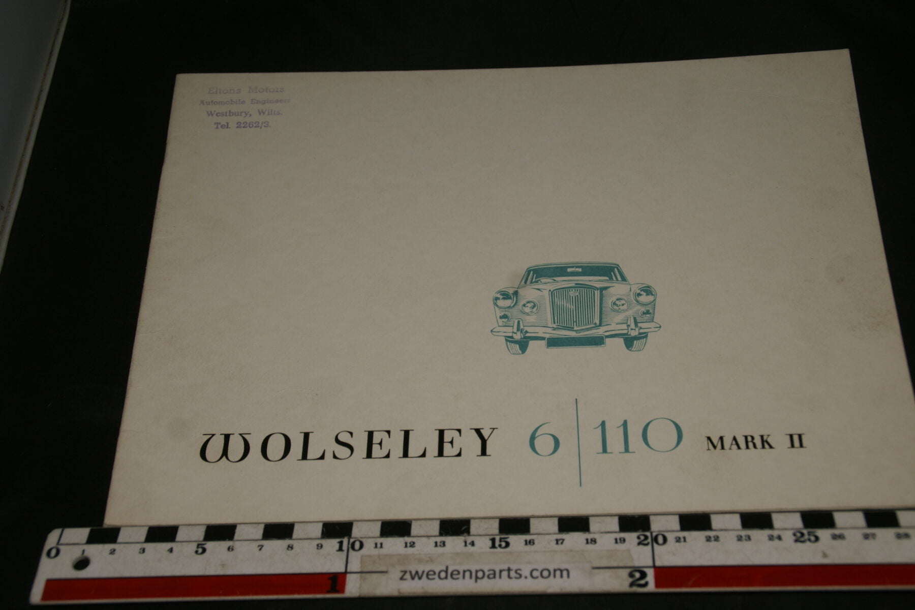 DSC04714 ca 1955 brochure Wolsely 6 110 MkII English