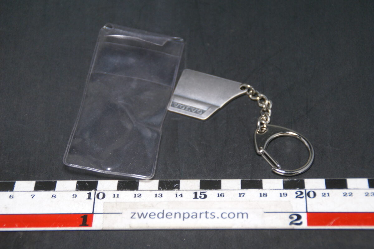 DSC04181 sleutelhanger Volvo Mint