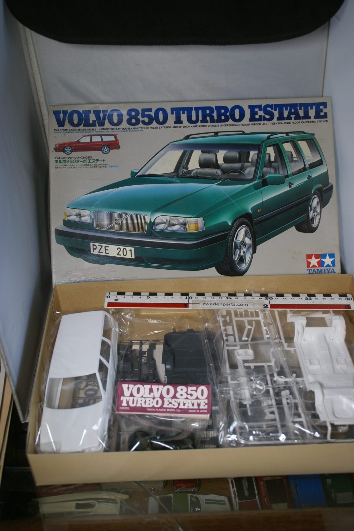 DSC05535 miniatuur ca. 1990 Volvo 855 850 Turbo Estate bouwdoos 1op24 Tamiya Mint Boxed nr 24152 1800