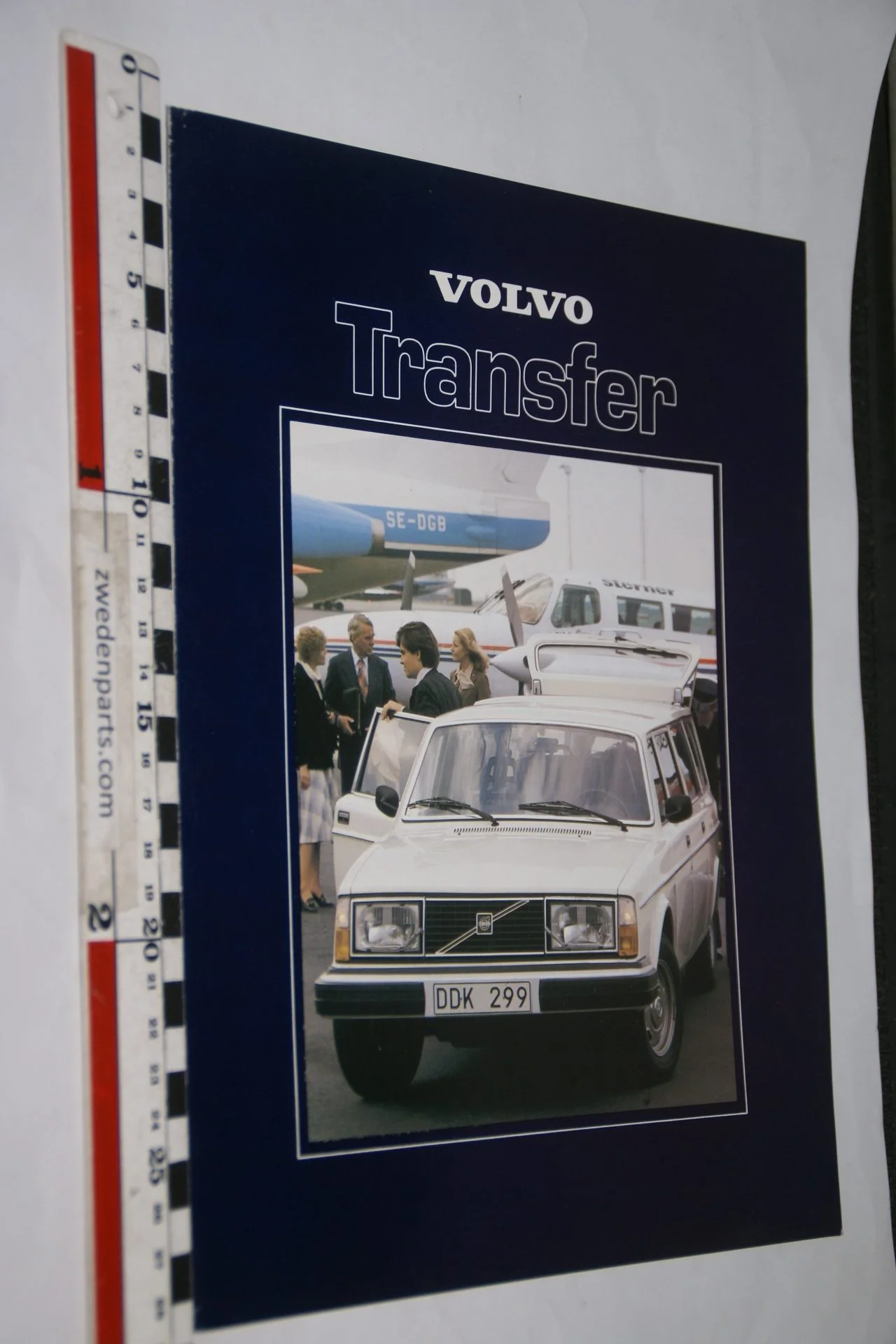 DSC05559 1979 brochure Volvo 245 Transfer nr ASP-PV 6827 Engels