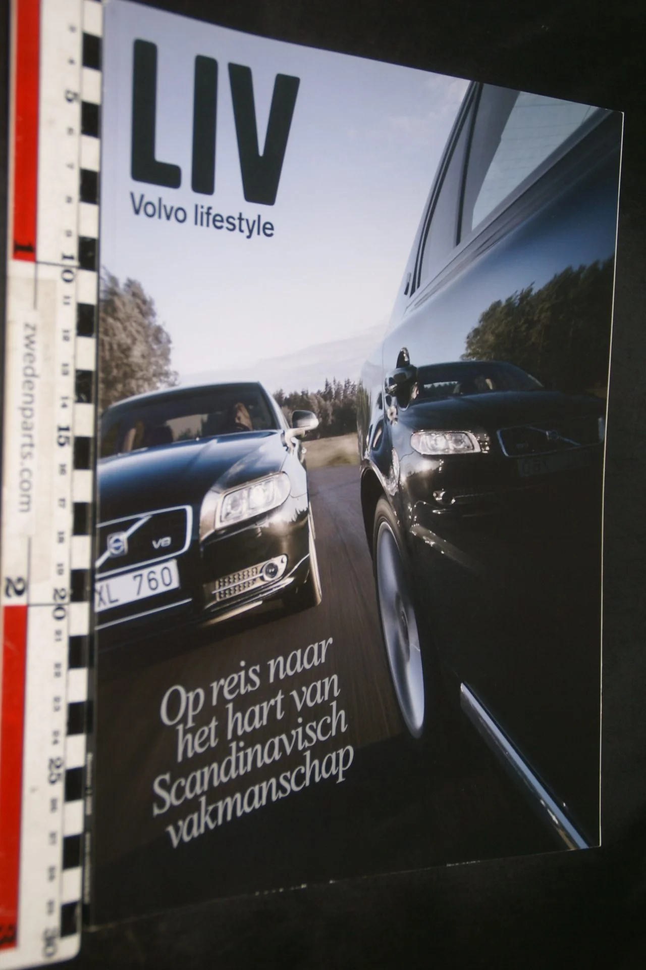 DSC04222  tijdschrift Volvo LIV V8 V70