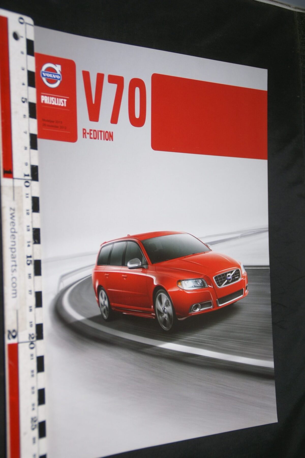 DSC06062 2012 brochure prijslijst Volvo V70R nr V70REMY13 10-2012-V2