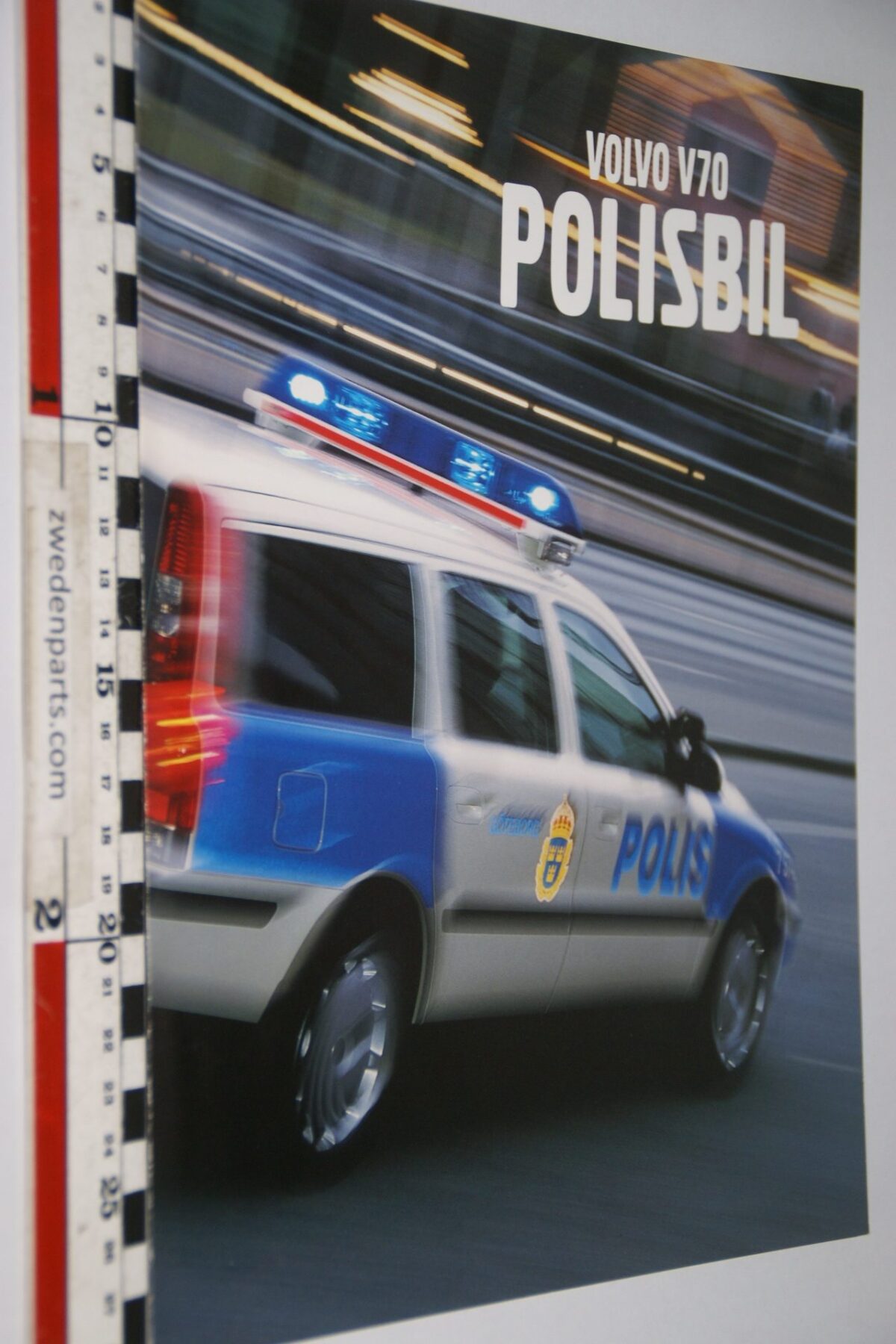 DSC06070 2002 brochure Volvo V70 Polisbil nr MSPV 1072-02