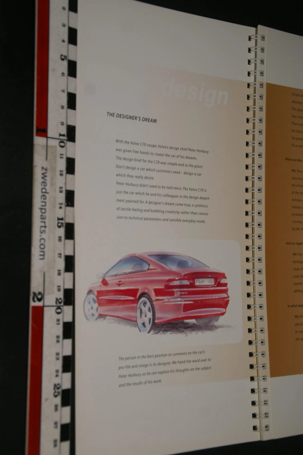 DSC06306 ca. 1996 boek introductie Volvo C70 , English