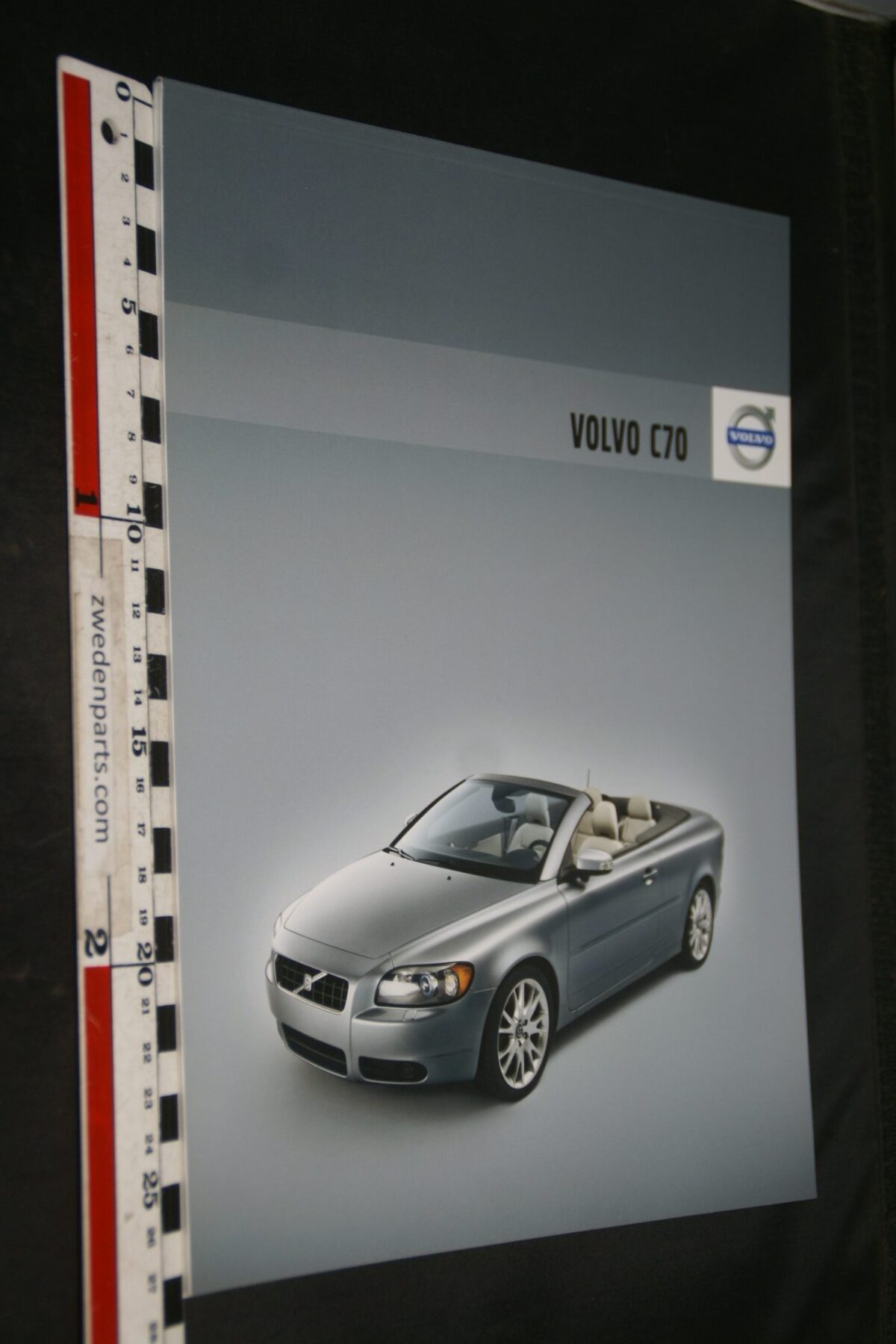 DSC06316 2007 brochure Volvo C70 nr SP-C70-00001-07-08. 05-2007-V1