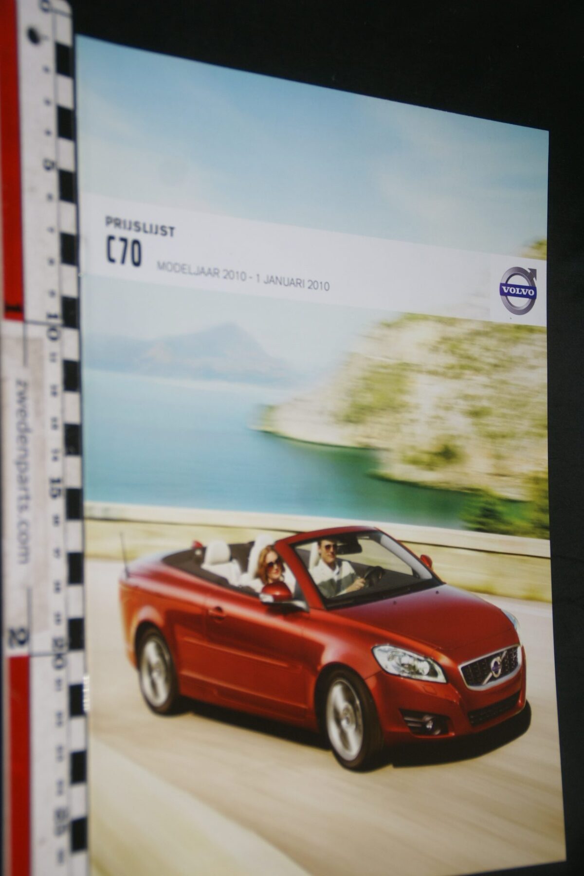 DSC06323 2010 brochure Volvo C70 nr MY10  1-2010 V3