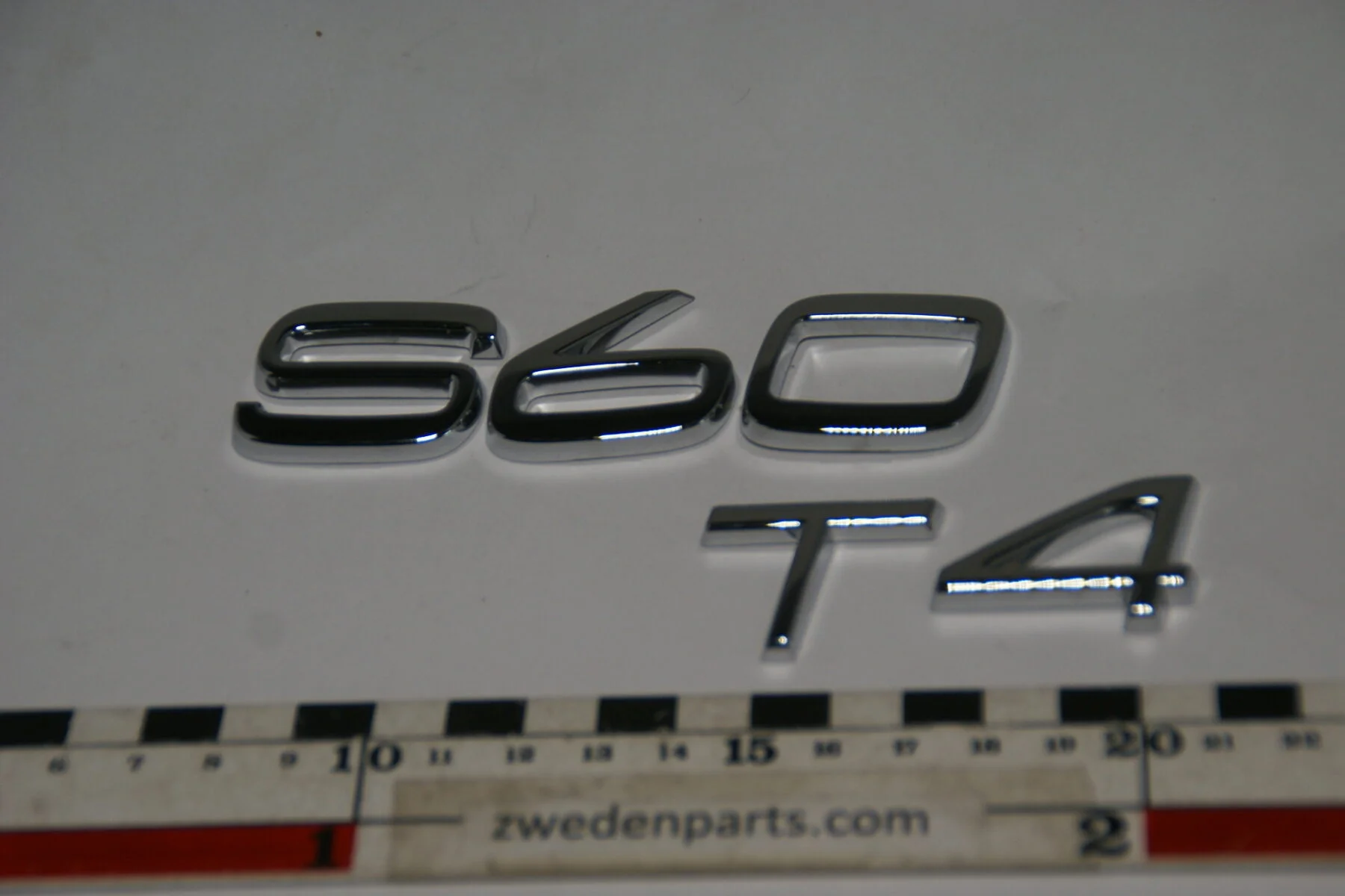 DSC06965 Volvo S60 T4 embleem