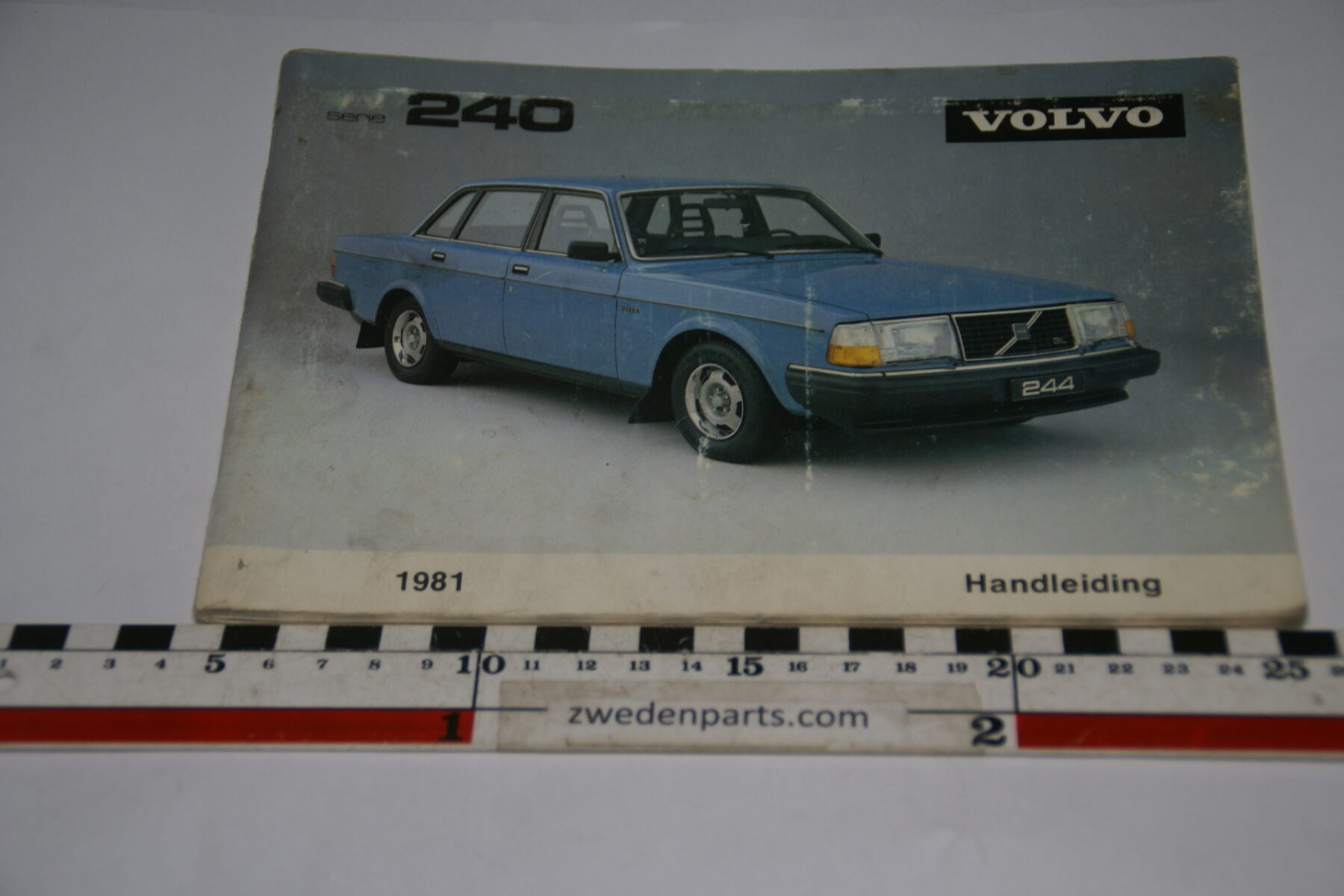 DSC07058 1980 origineel Volvo 240  handleiding TP 2060-1