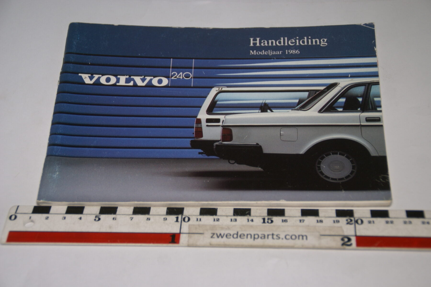 DSC07083 1985 origineel Volvo 240 handleiding TP 2656-1