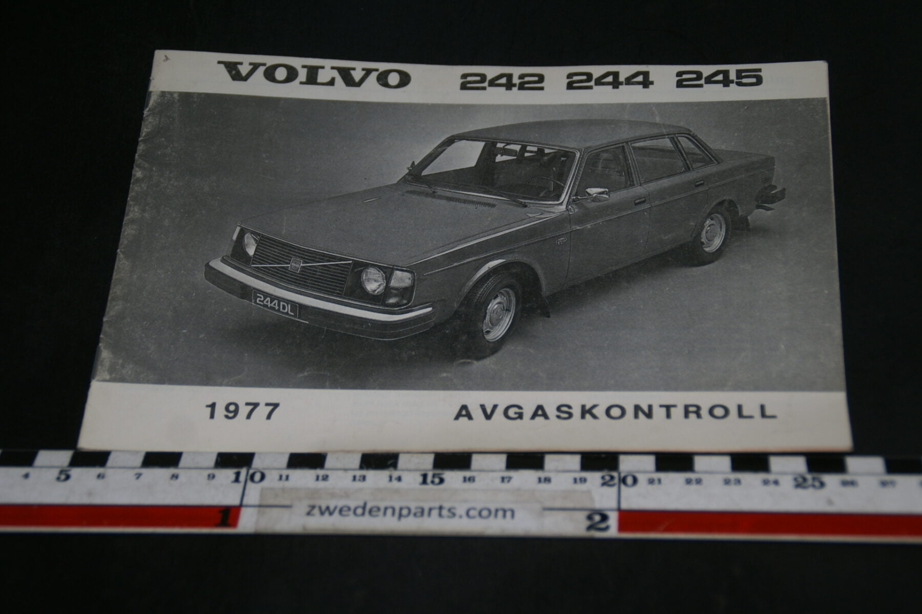 DSC07028 1976 origineel Volvo 242 244 245  Avgaskontroll  instruktionsbok TP 1420-1 Svenskt