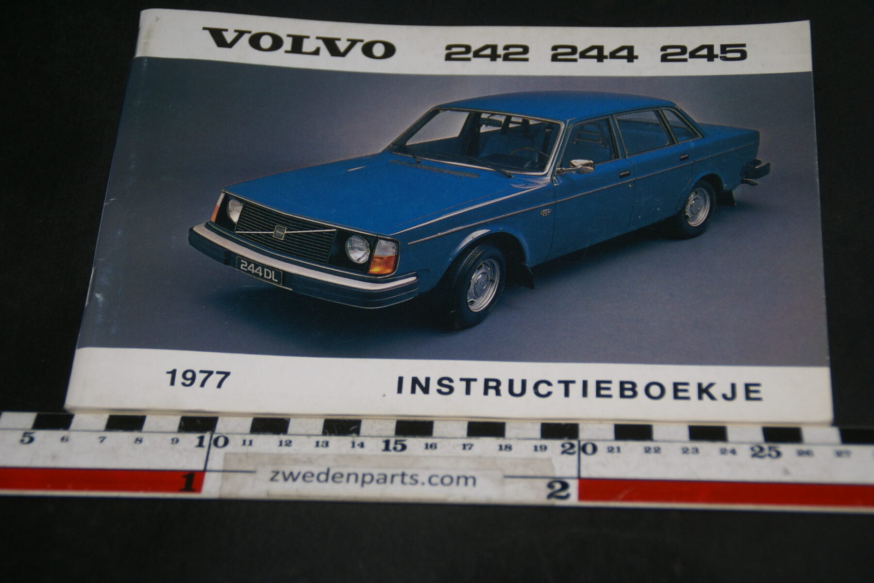 DSC07032 1976 origineel Volvo 242 244 245  instructieboekje TP 1414-1