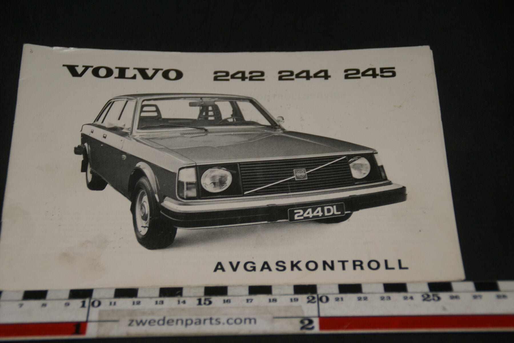 DSC07036 1975 origineel Volvo 242 244 245  Avgaskontroll  instruktionsbok TP 1300-2 Svenskt