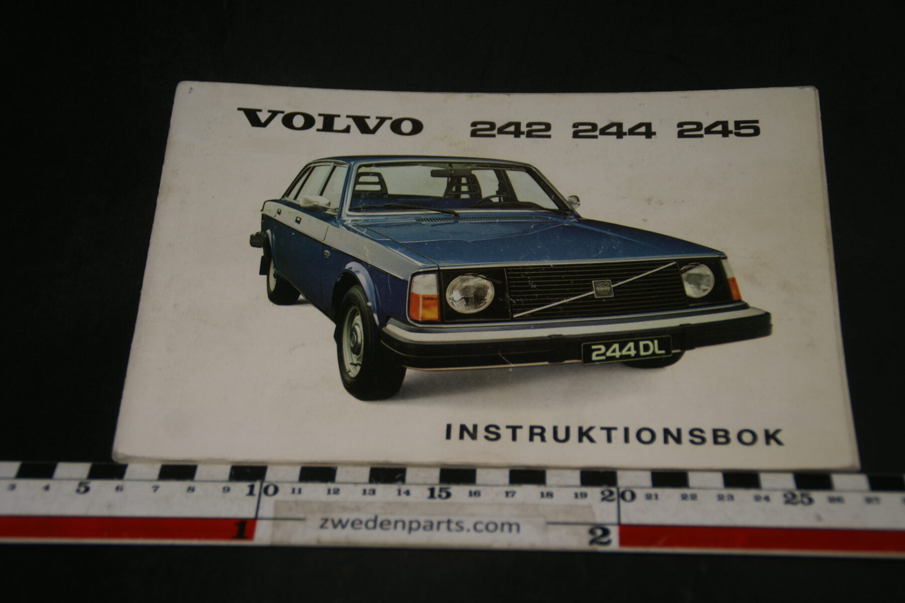 DSC07038 1975 origineel Volvo 242 244 245  instruktionsbok TP 1245-2 Svenskt