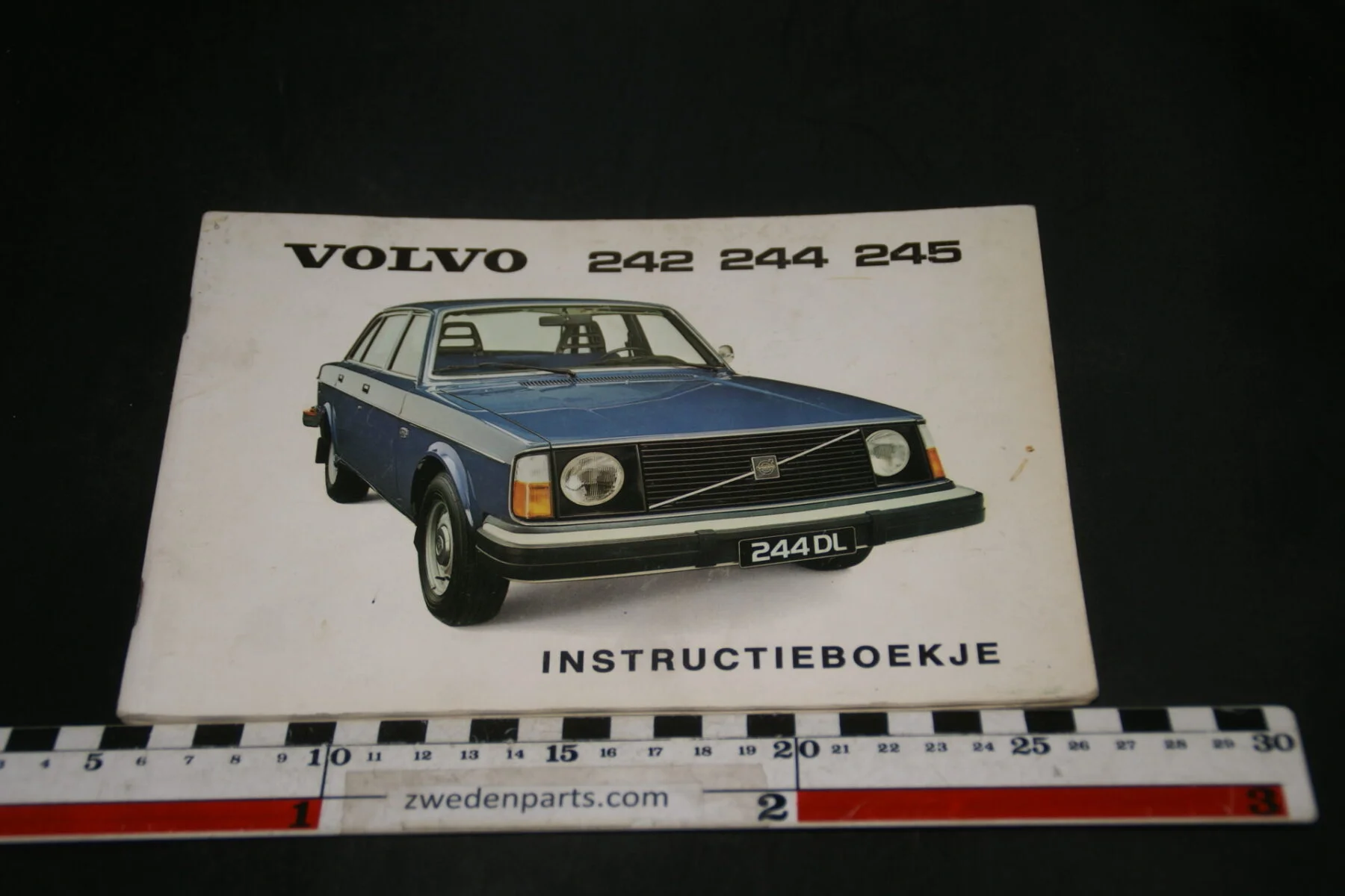 DSC07040 1975 origineel Volvo 242 244 245  instructieboekje TP 1251-1