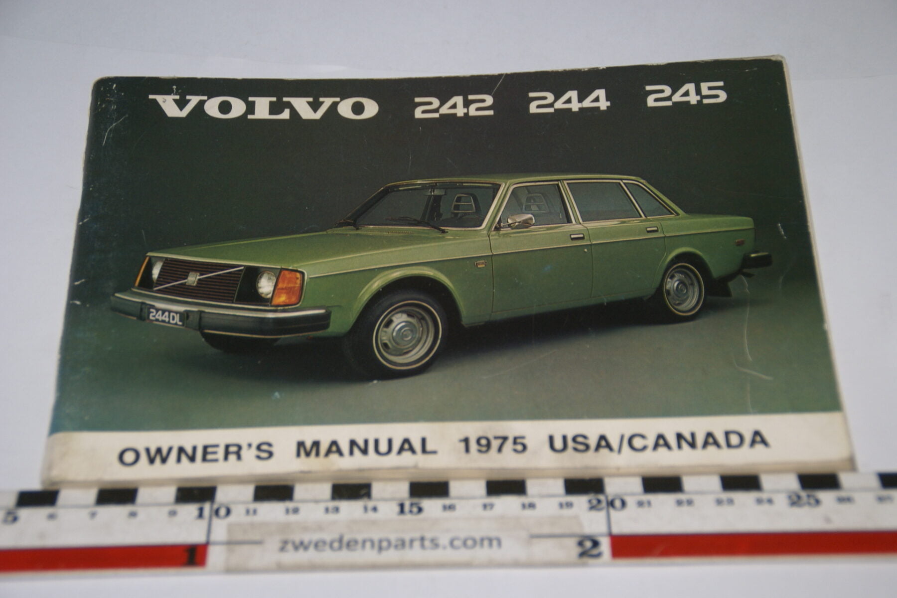 DSC07066 1974 origineel Volvo 242 244 245 owners manual TP 1164-1 USA, Canada
